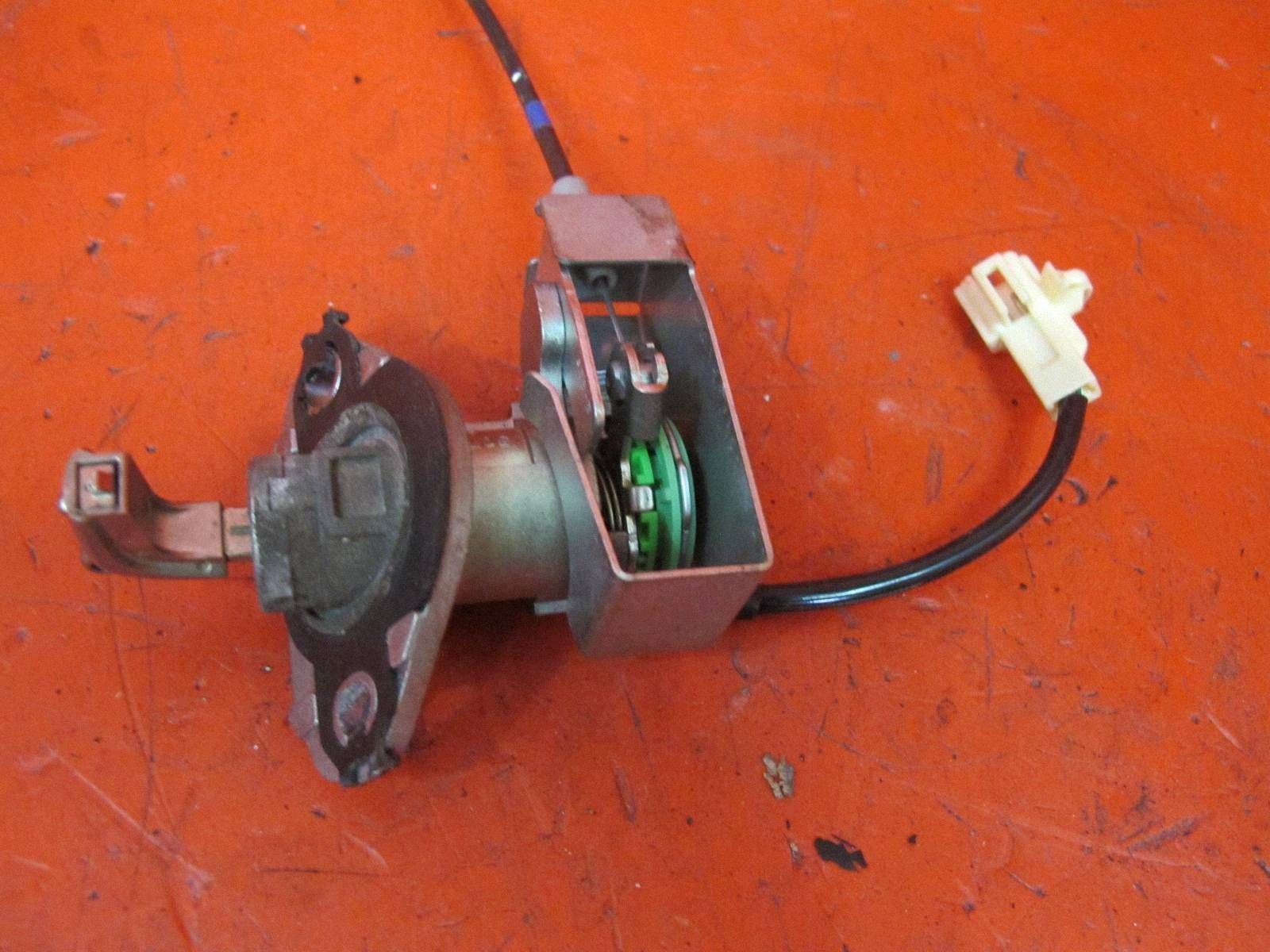 LEXUS IS II 2 lock bonnet boot lock cylinder key GROT KOMPLET