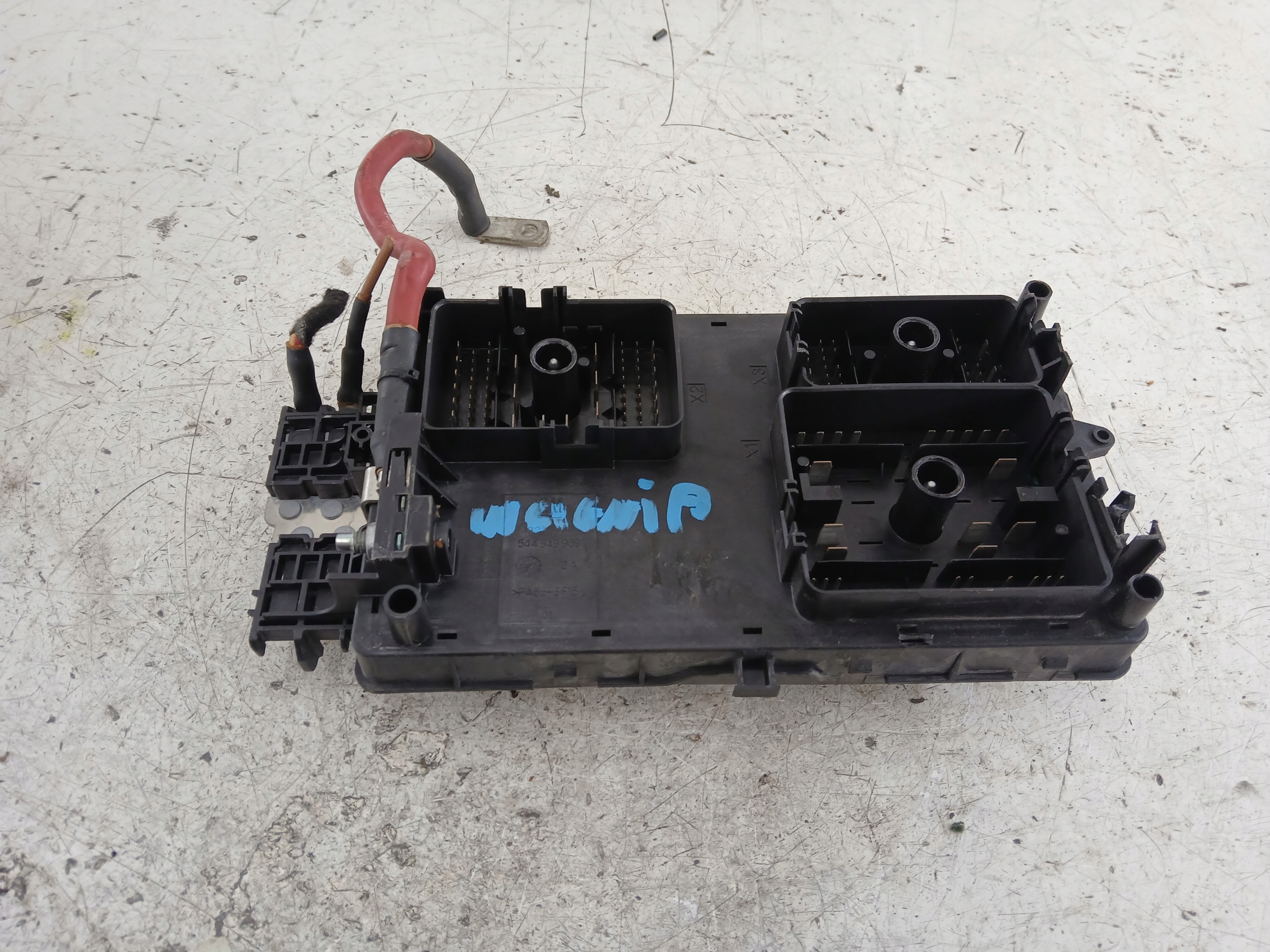 Module fusibles OPEL INSIGNIA A 13275882 08-14