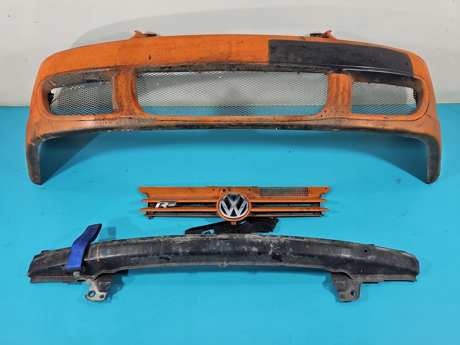 БАМПЕР ПЕРЕД VW GOLF IV R32 RLINE