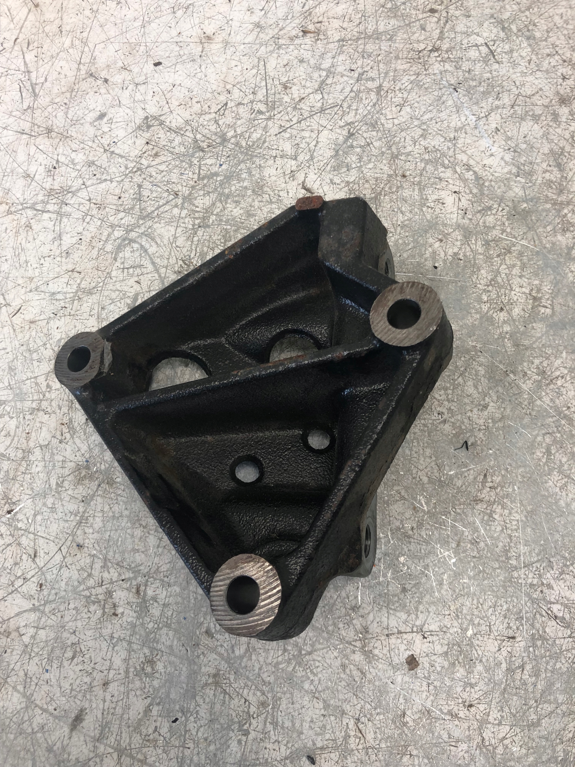 holder engine mount TOYOTA CHR C-HR