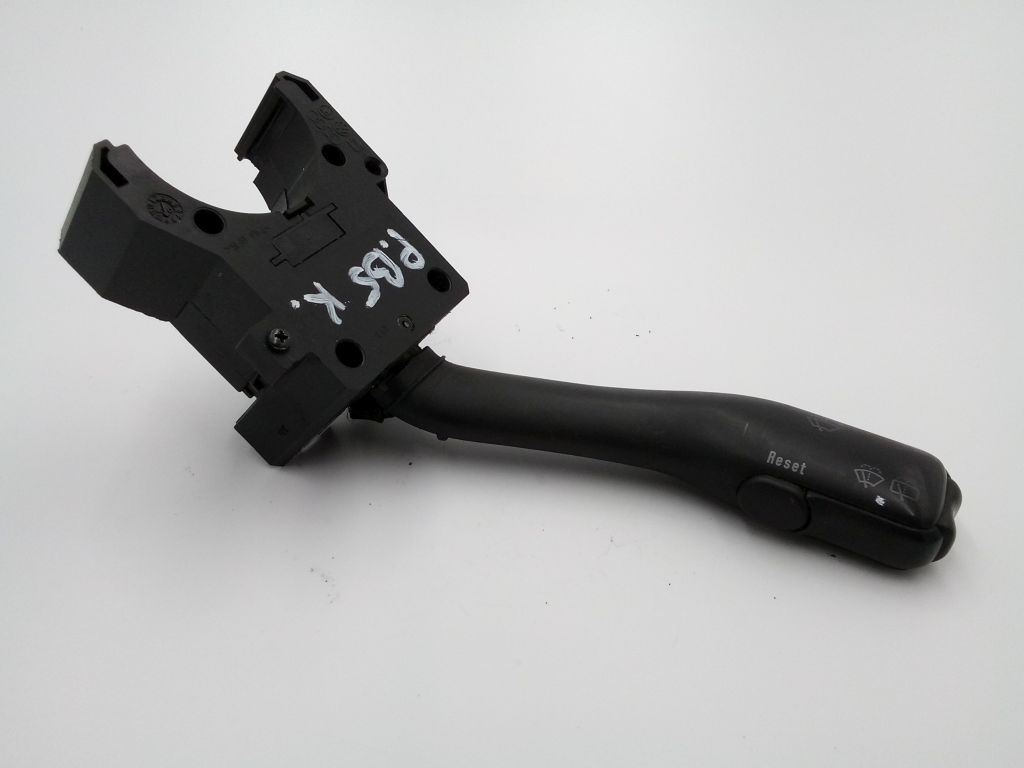 VW Passat B5 ablaktorlo iranyito jobb