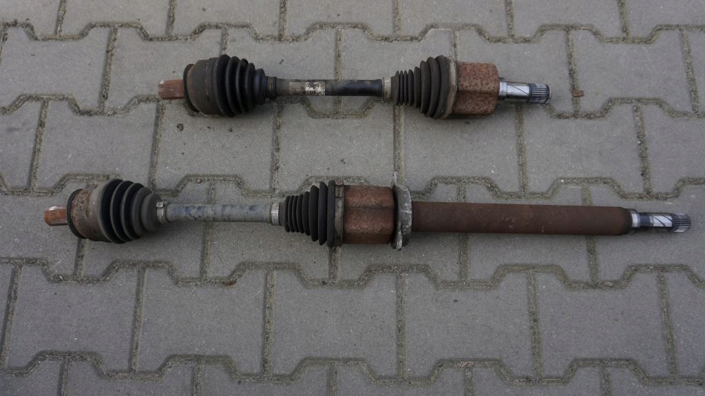VOLVO S60 V60 2.0 D3 D4 - semi-axis left manual