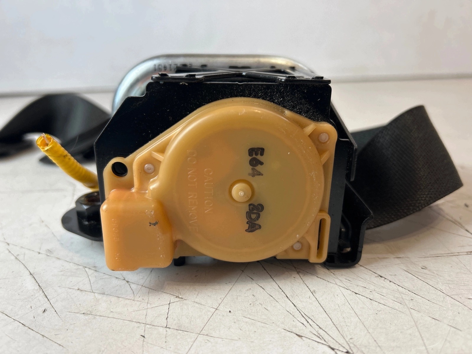 tension belt safety front front left Opel Mokka A and X