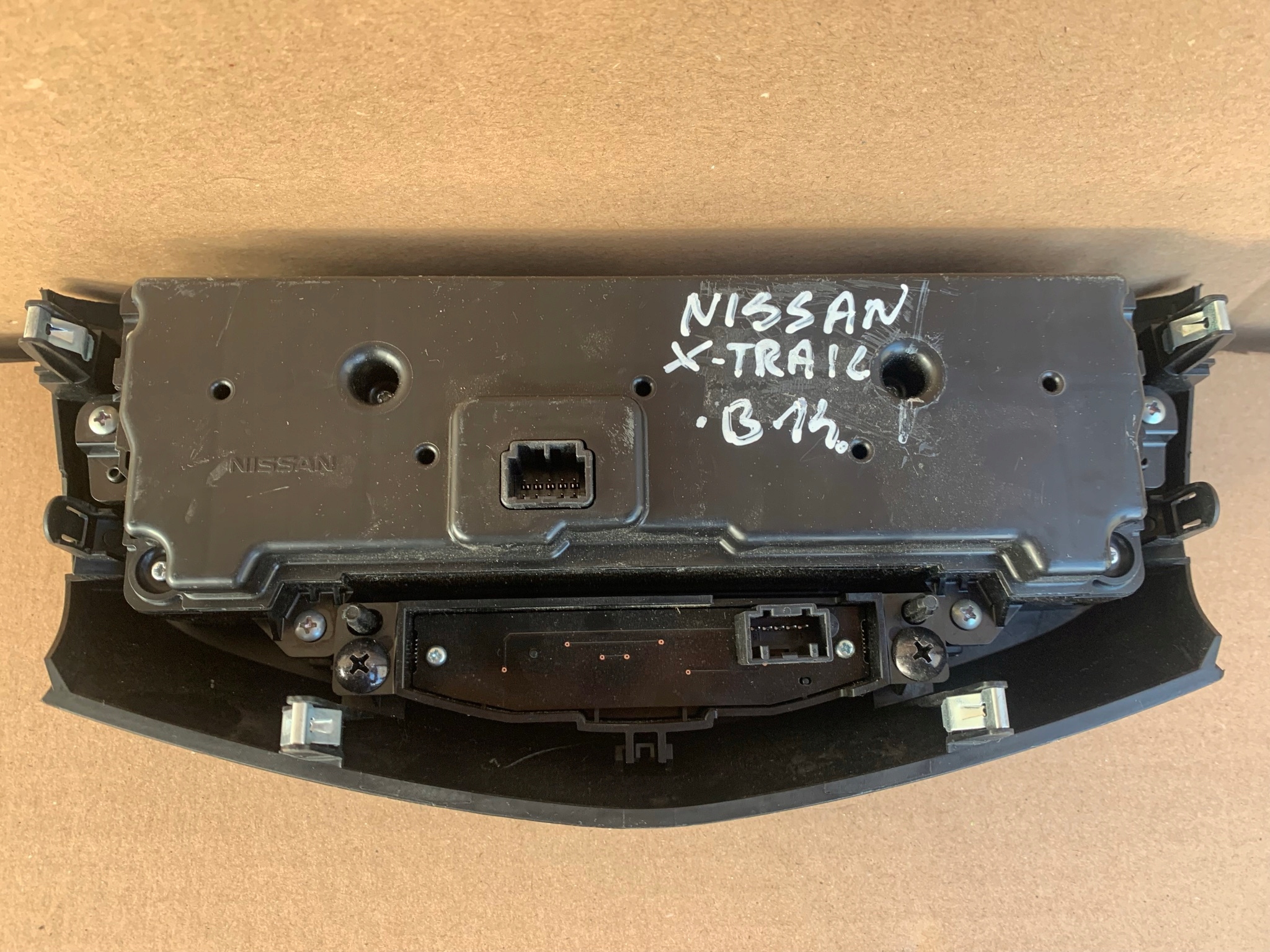 NISSAN X-TRAIL T32 UNITE COMMANDE CLIMA QASHQAI II