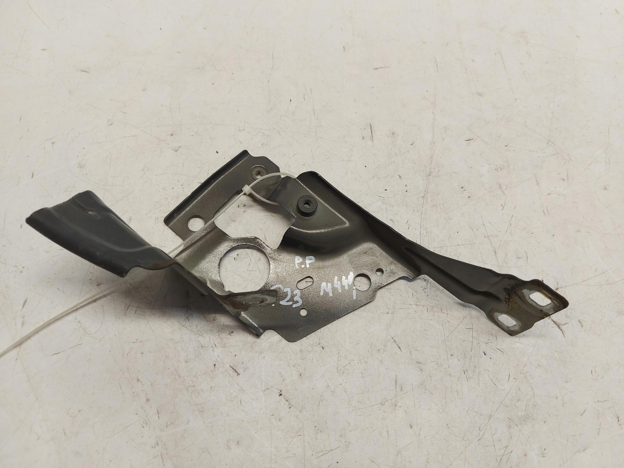 BMW G23 M440i Cabrio Console Support plaque Aile Avant Droite 7486802