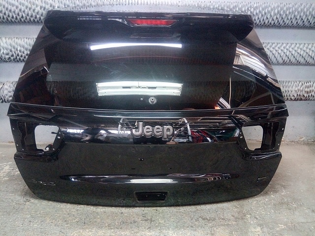 JEEP GRAND CHEROKEE WK2 LIFT KLAPA BAGAŻNIKA TYŁ