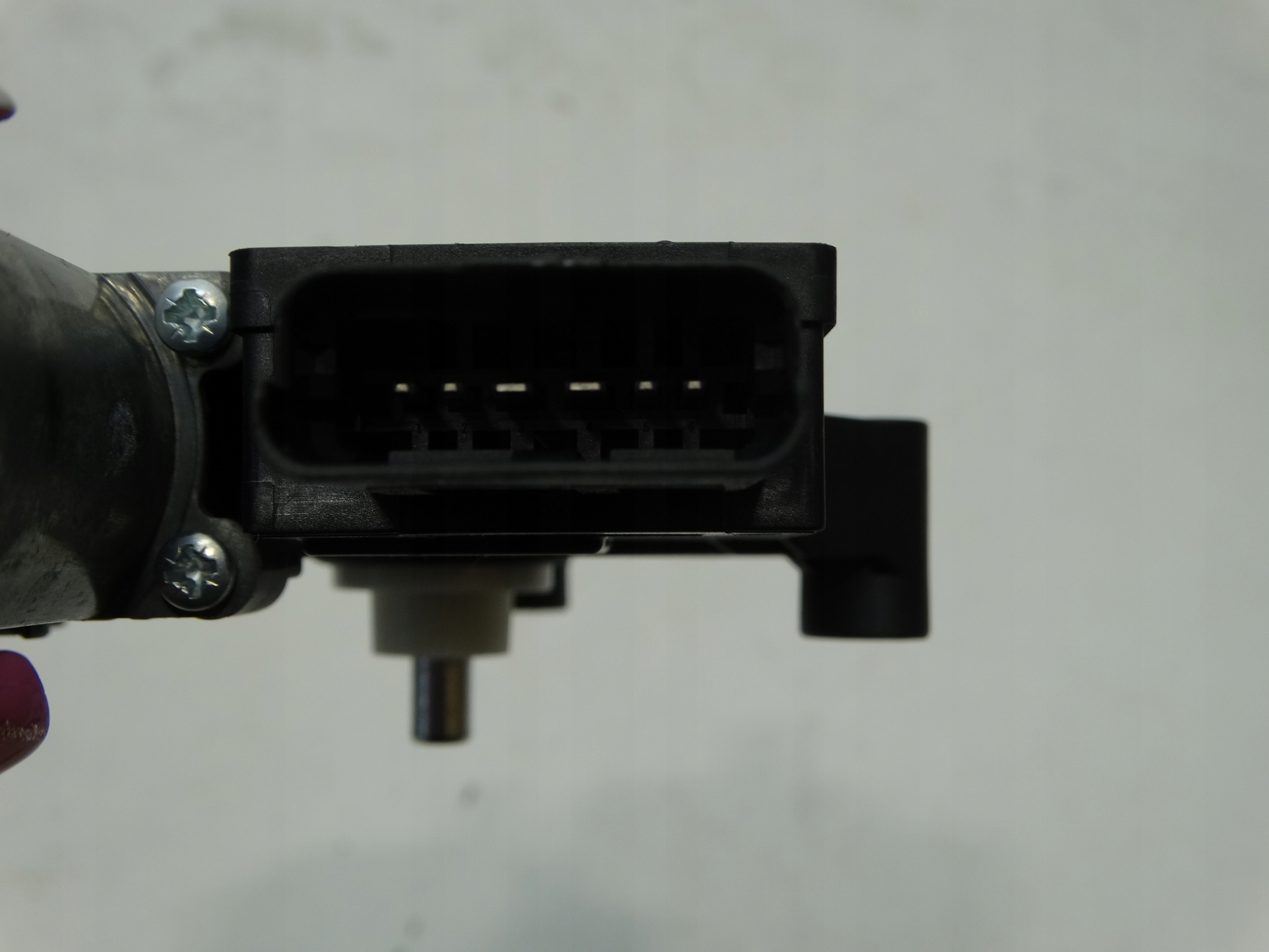 mini motor windows left rear part CITROEN C4 III 2020R.- 9834295480 6PIN