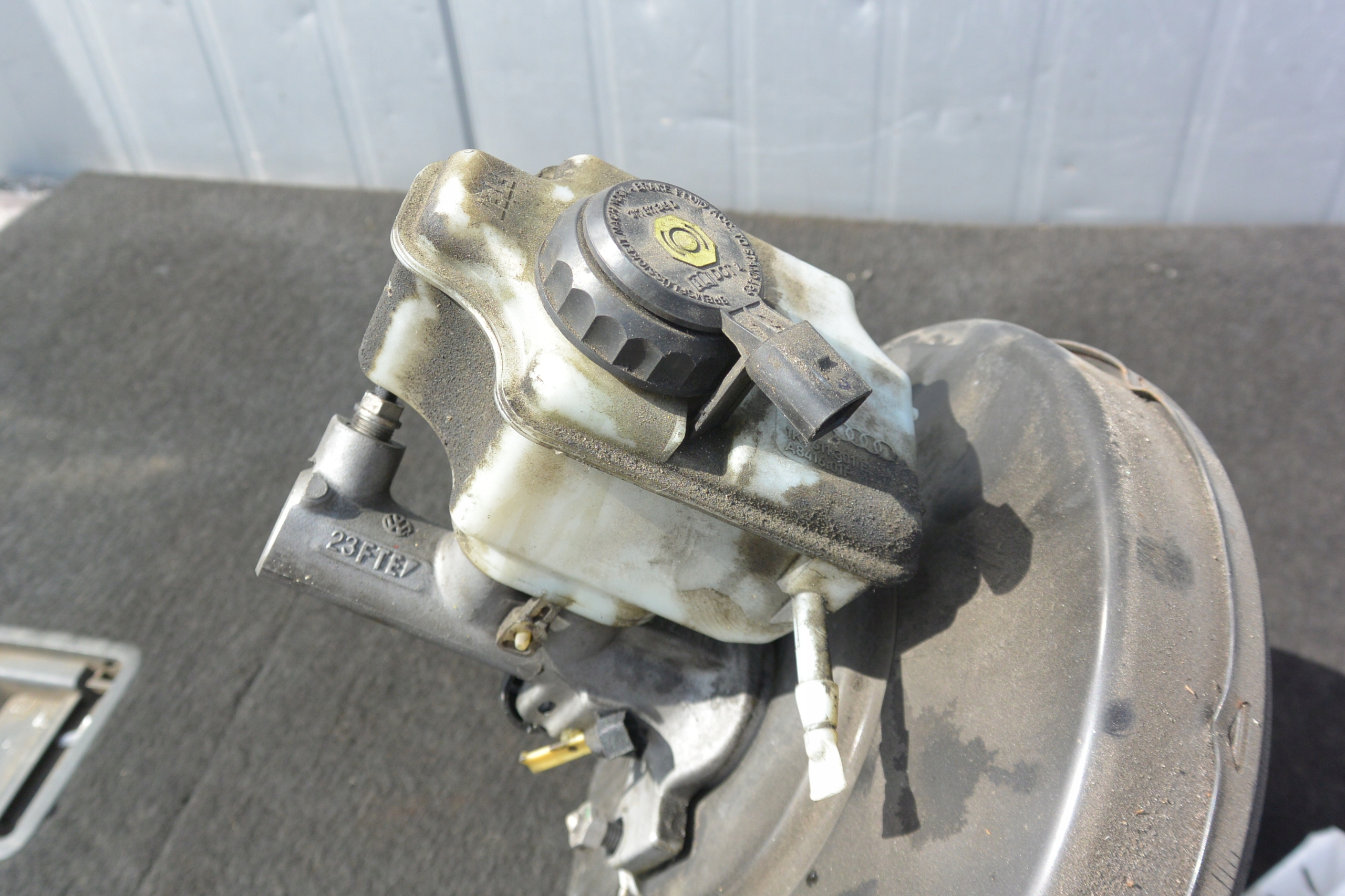 servo pump brake VW PASSAT B7 USA