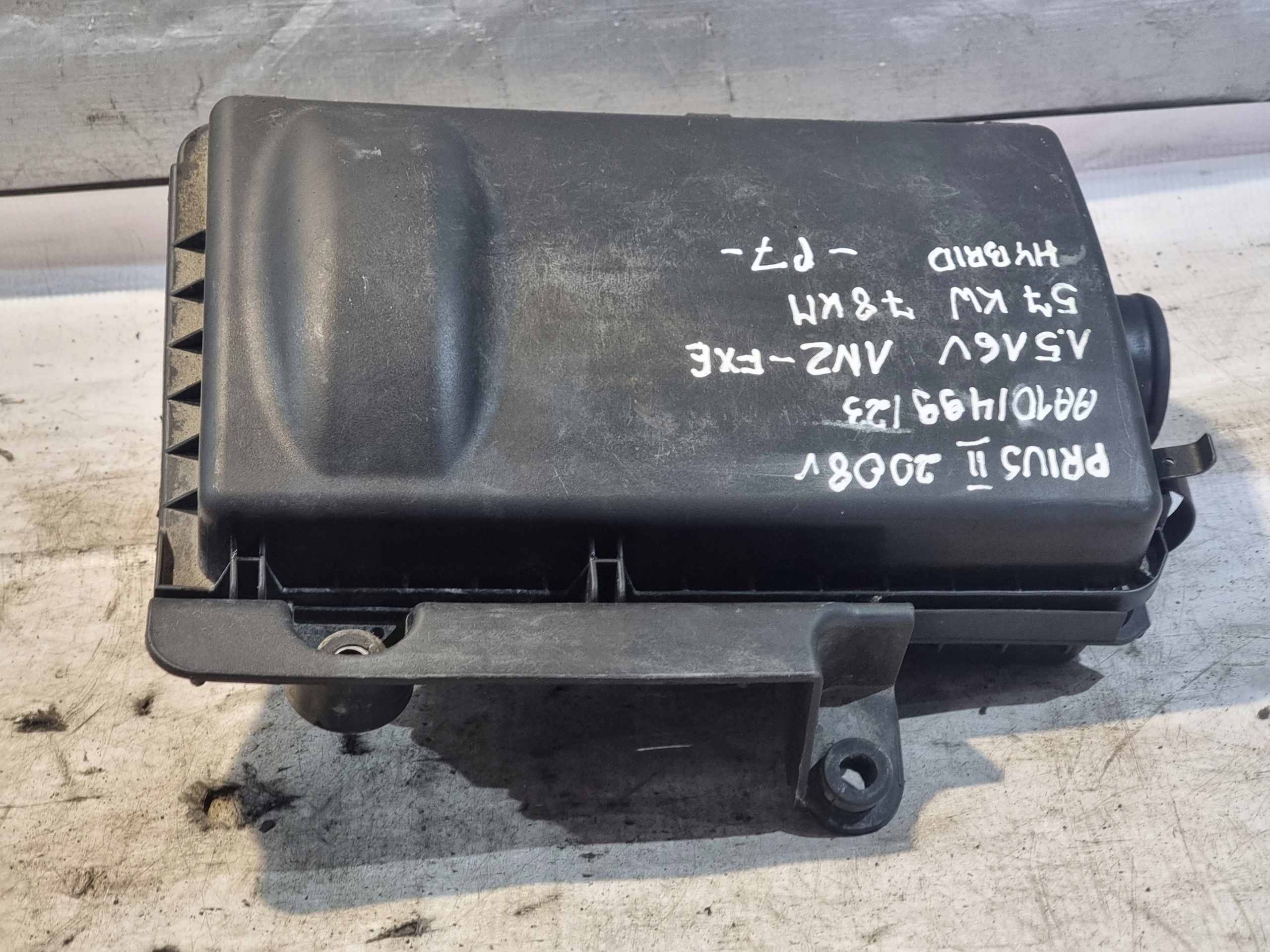 Gehäuse filter luft Luftmassenmesser TOYOTA PRIUS II 08r