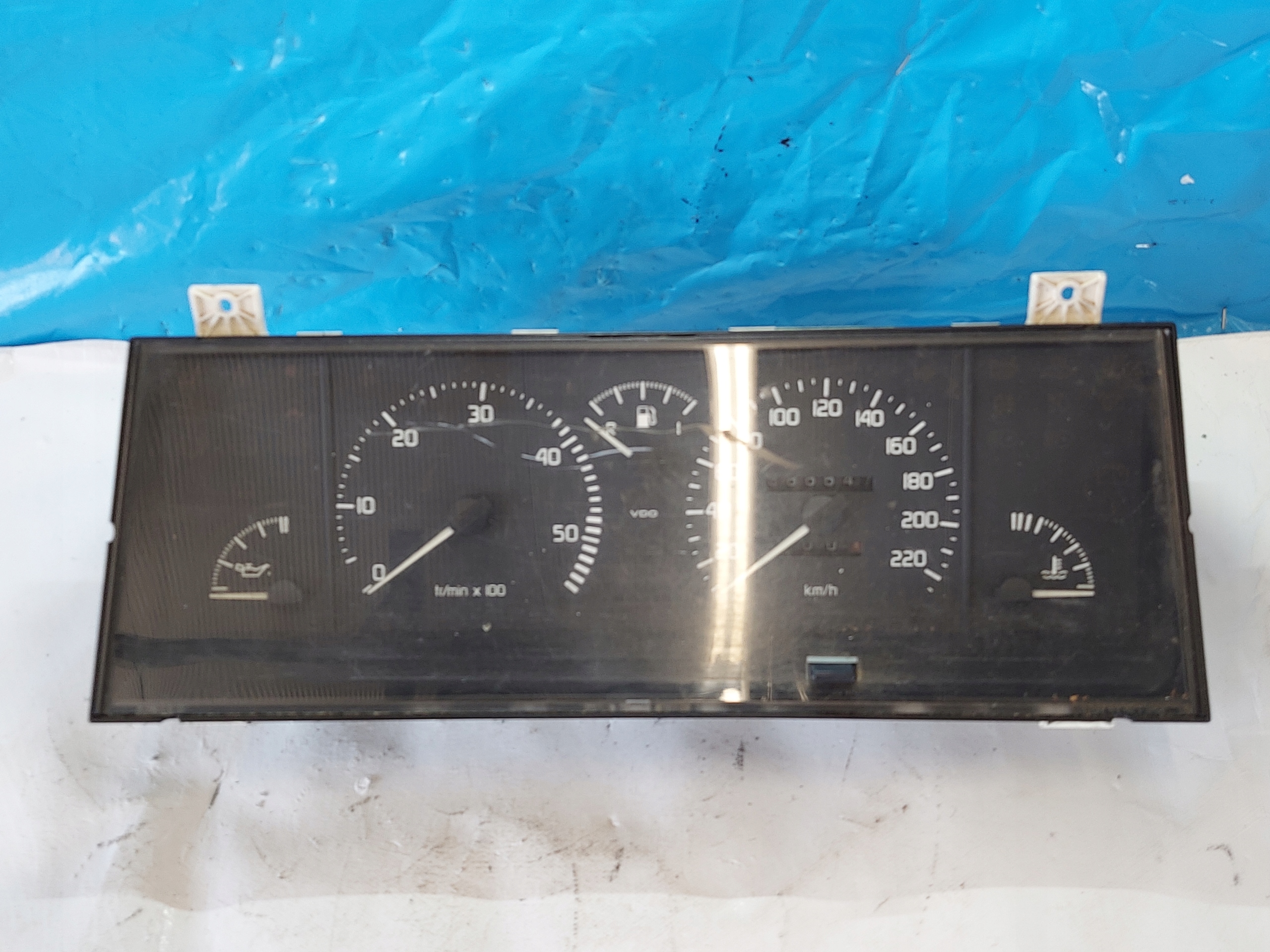 dials clock RENAULT SAFRANE 2.1 DTI 7700811157K