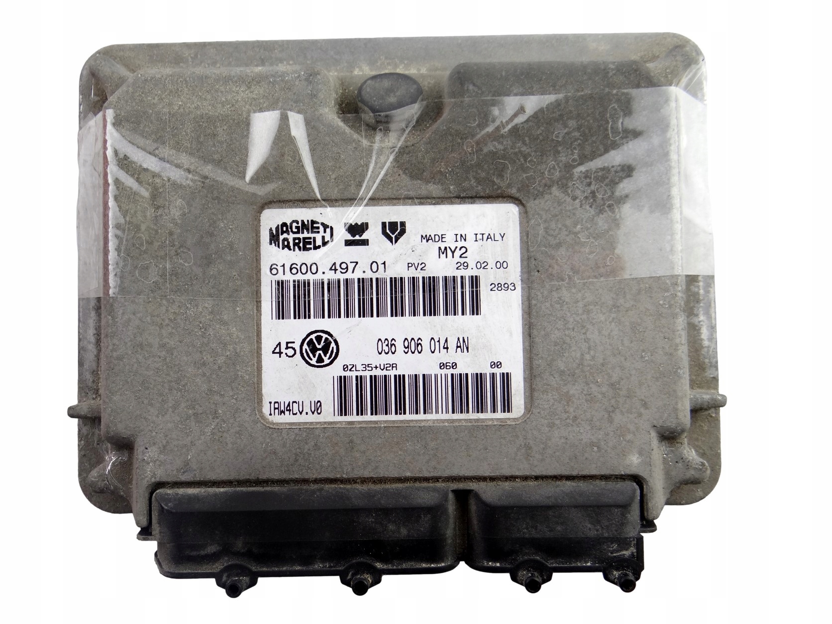 control unit of the engine VOLKSWAGEN GOLF IV