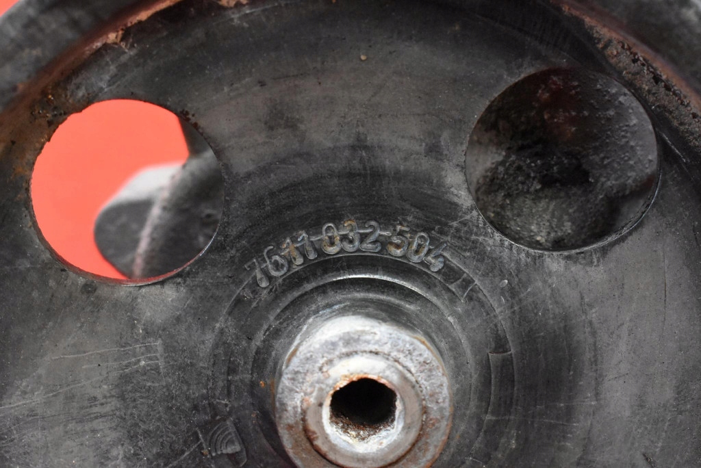 Alfa Romeo OE 00505004240 pompa servosterzo
