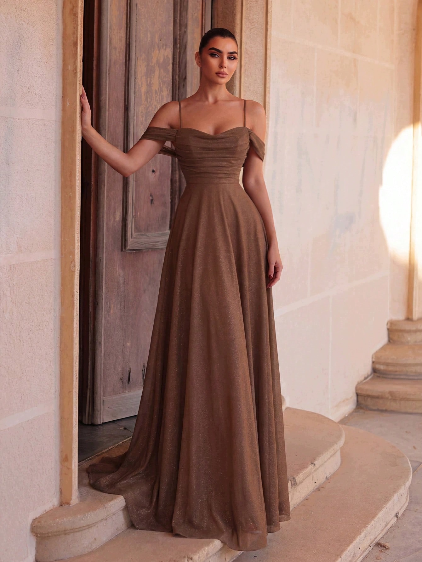 Shein Elegantní Šaty S Odhalenými Rameny 1 Měsíc