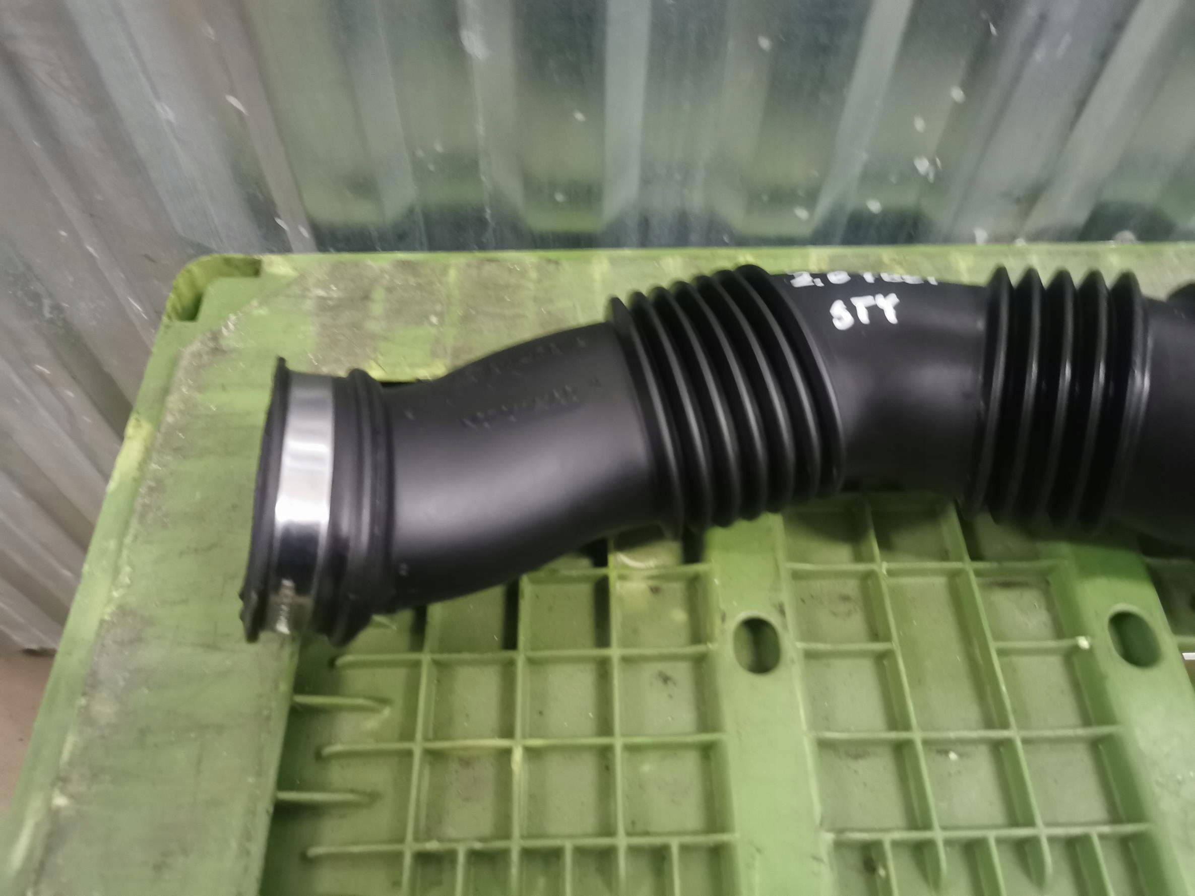 pipe wiring air FORD FOCUS MK3 2.0 TDCI AV61-12B624-B