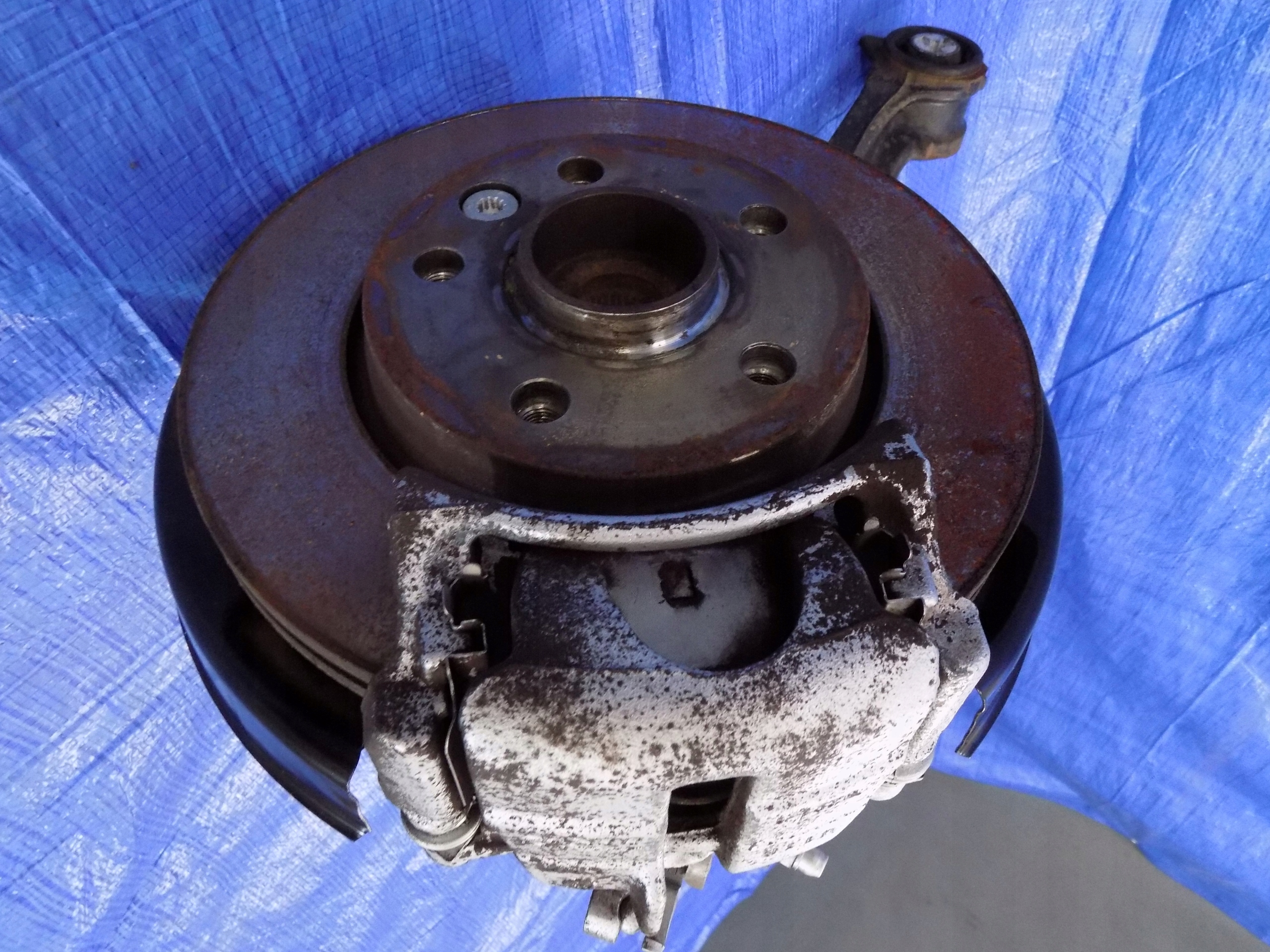 swing arm left rear part VW T6 2,0TDI 16