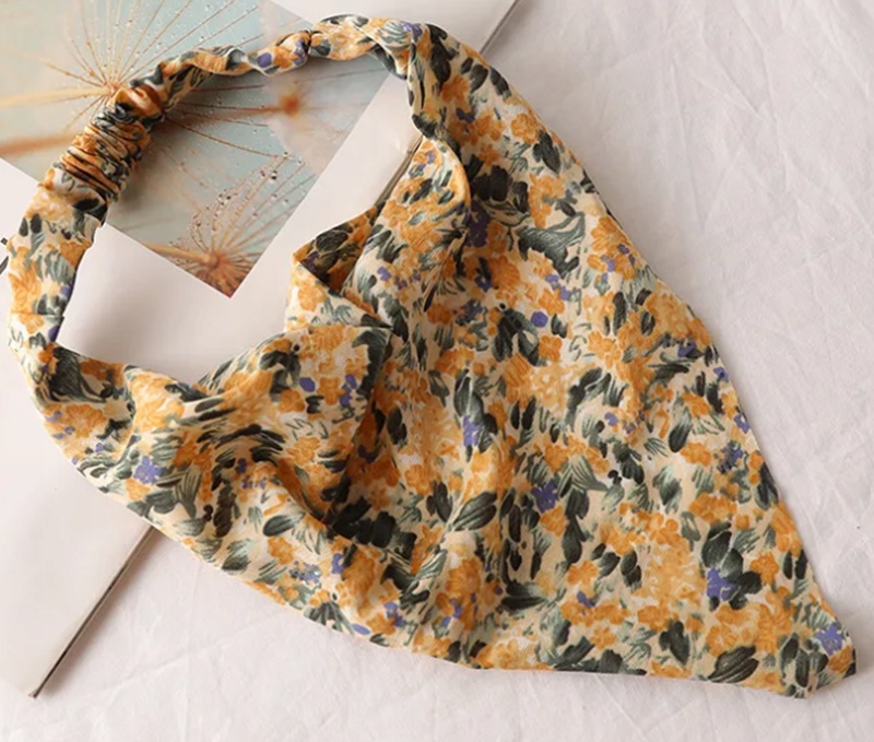 OPASKA LETNIA CHUSTKA NA GŁOWĘ W KWIATY ŻÓŁTA KOLOROWA NA LATO Rozmiar uniwersalny