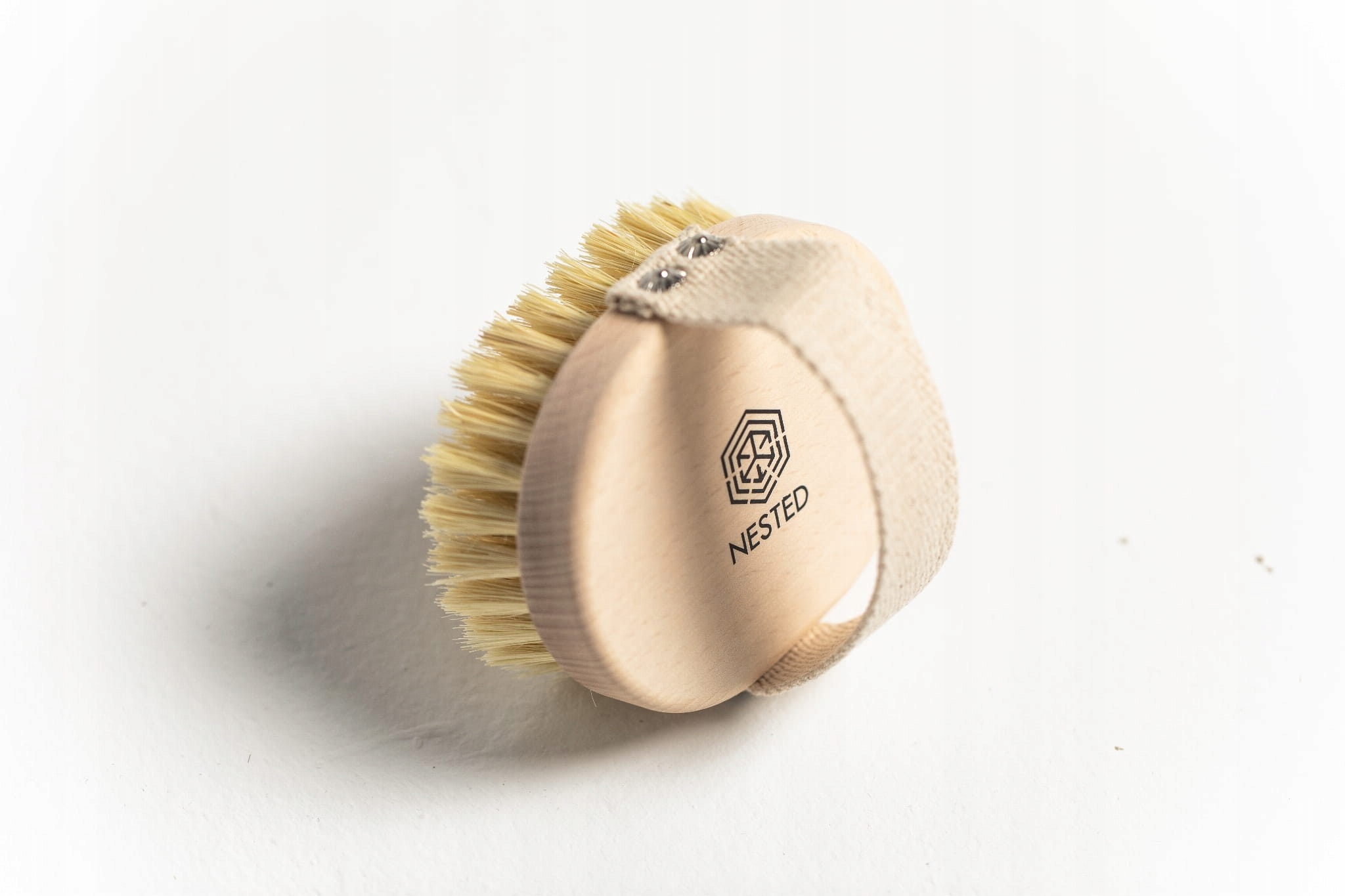 NESTED SZCZOTKA DO CIAŁA ZE SZCZECINA DELIKATNA -