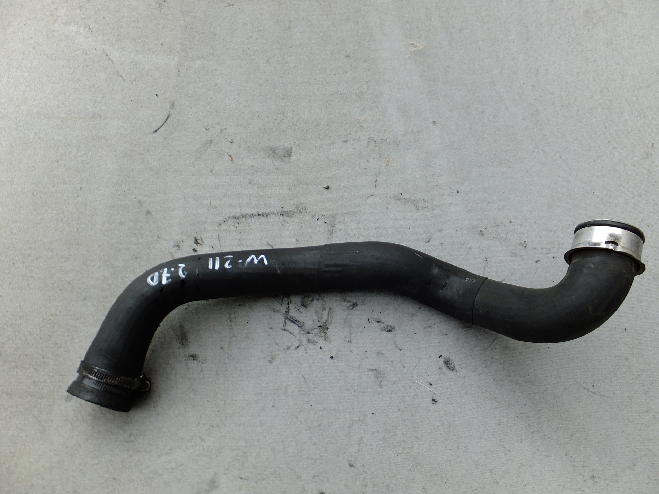 prijenos cijev vode mercedes w211 2,7 cdi A2115010982
