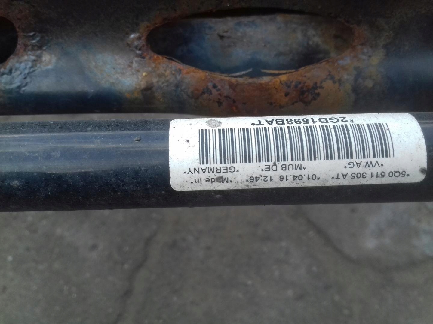 OŚ TYŁ BELKA PASSAT B8 Numer katalogowy części 111