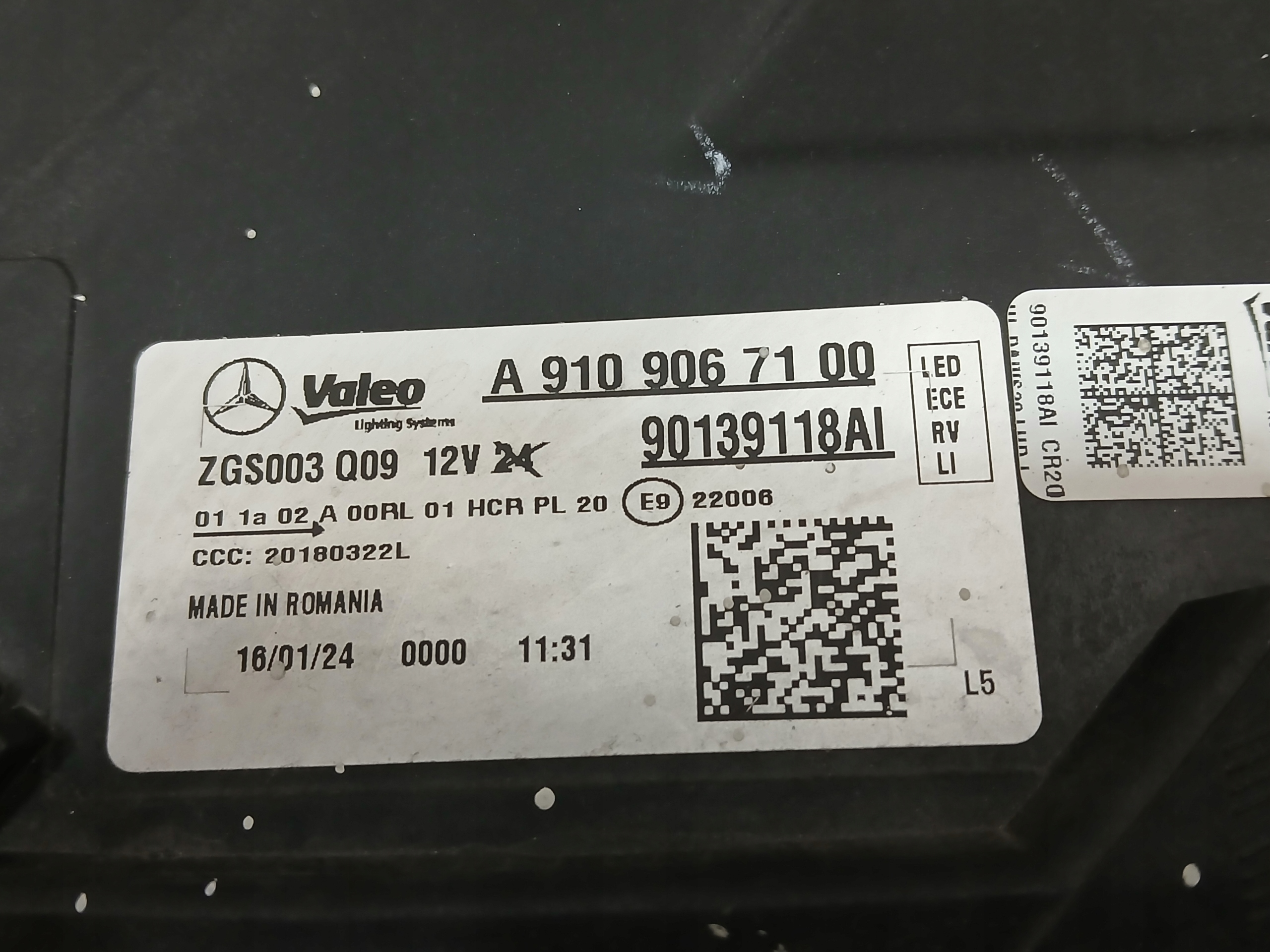 light front left MERCEDES SPRINTER W907 W910 FULL LED A9109067100