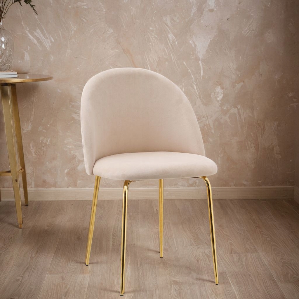 KRZESŁO TAPICEROWANE WELUROWE NOWOCZESNE BEŻOWE VELVET ZŁOTE NOGI GLAMOUR Marka eHokery