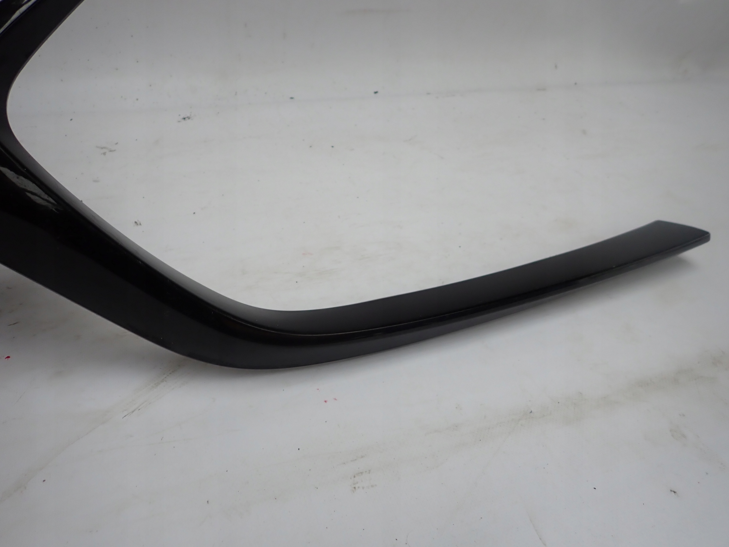 moulding grille GRILLA right front MAZDA 3 19- BCKN-50761