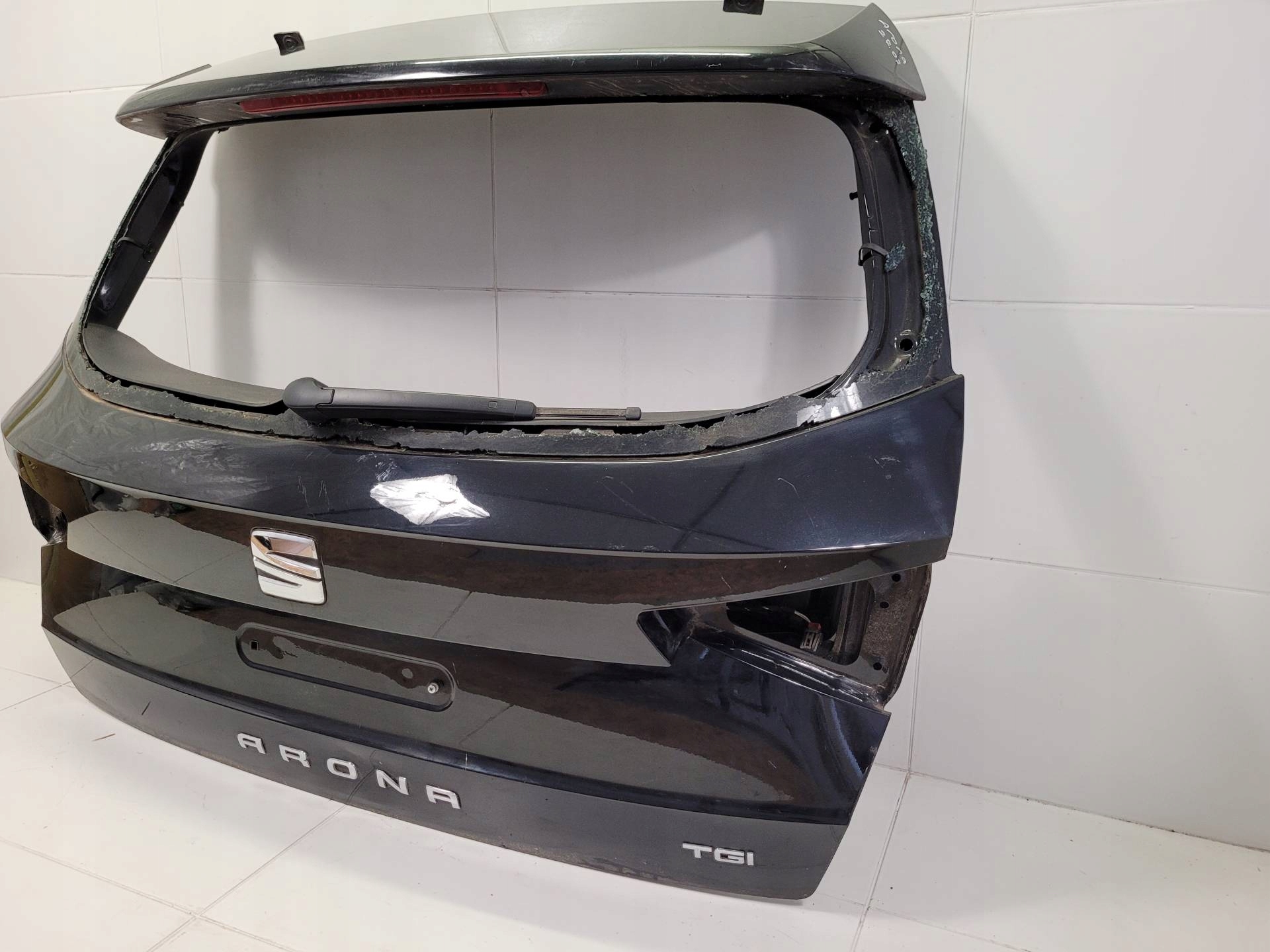 rear trunk door boot SEAT Arona 2020