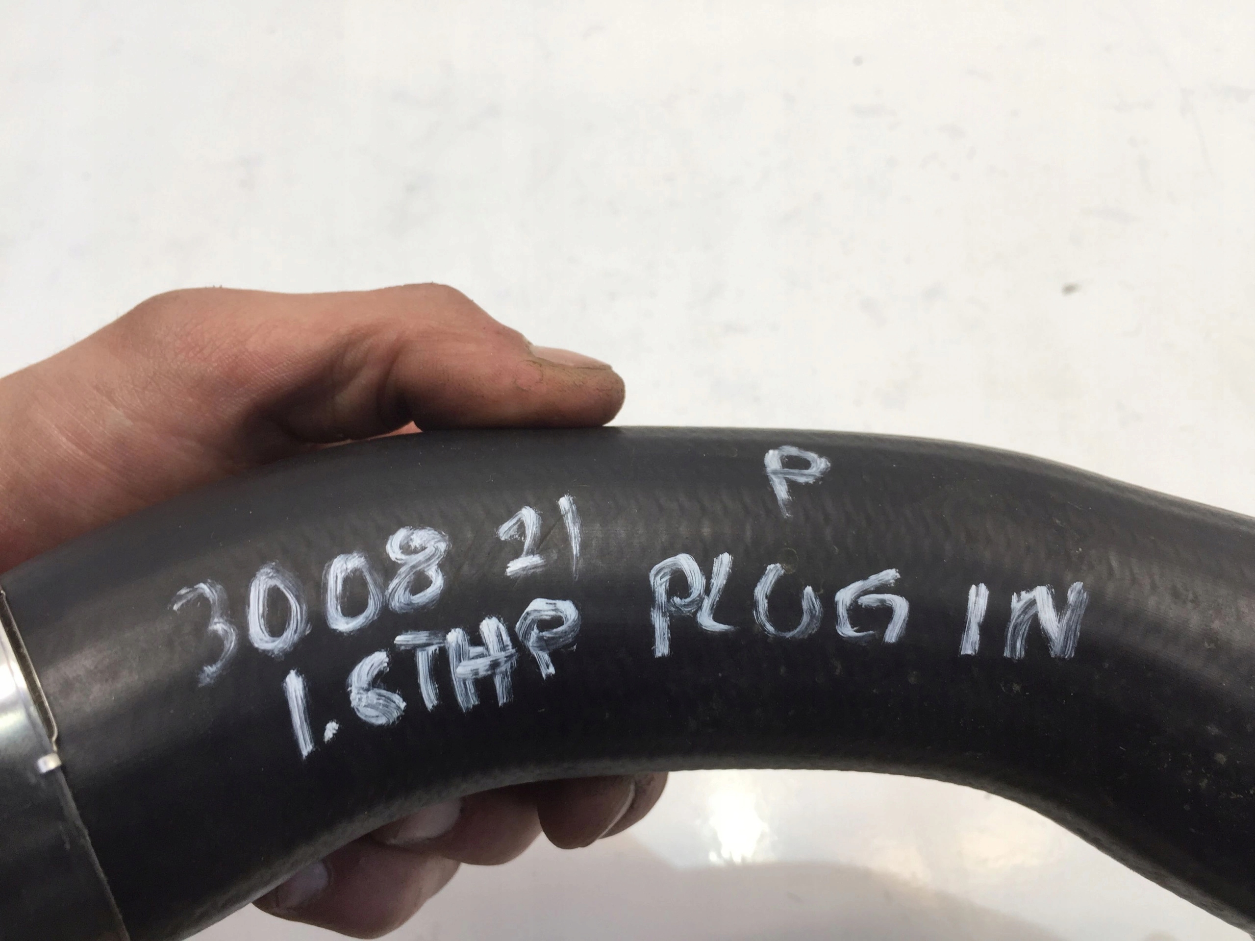 PEUGEOT 3008 II RURA PRZEWOD POWIETRZA 9820116080 Version European