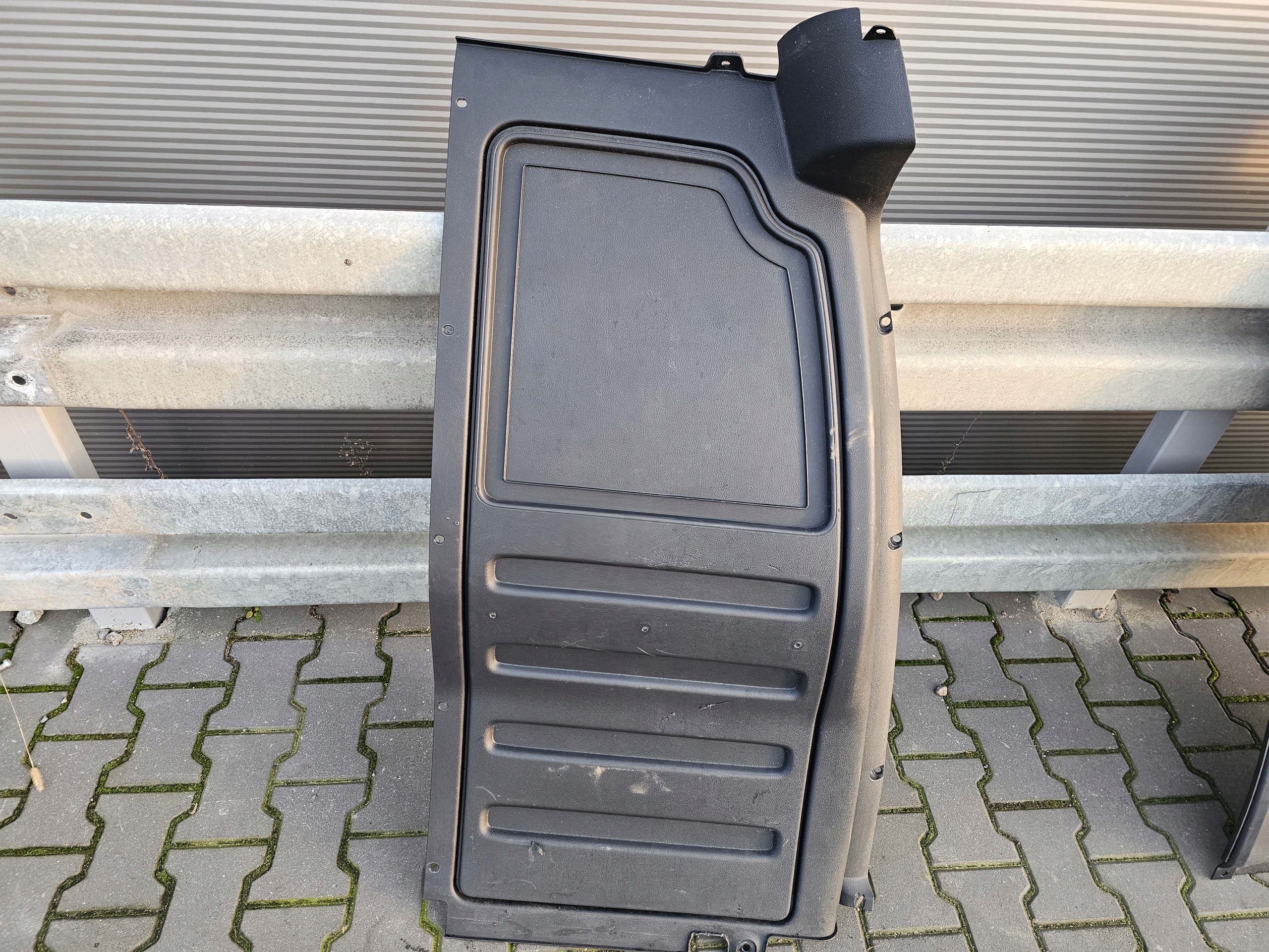 VW CADDY 2K5 SCIANA GRODZIOWA PRZEGRODA 2K5863169D