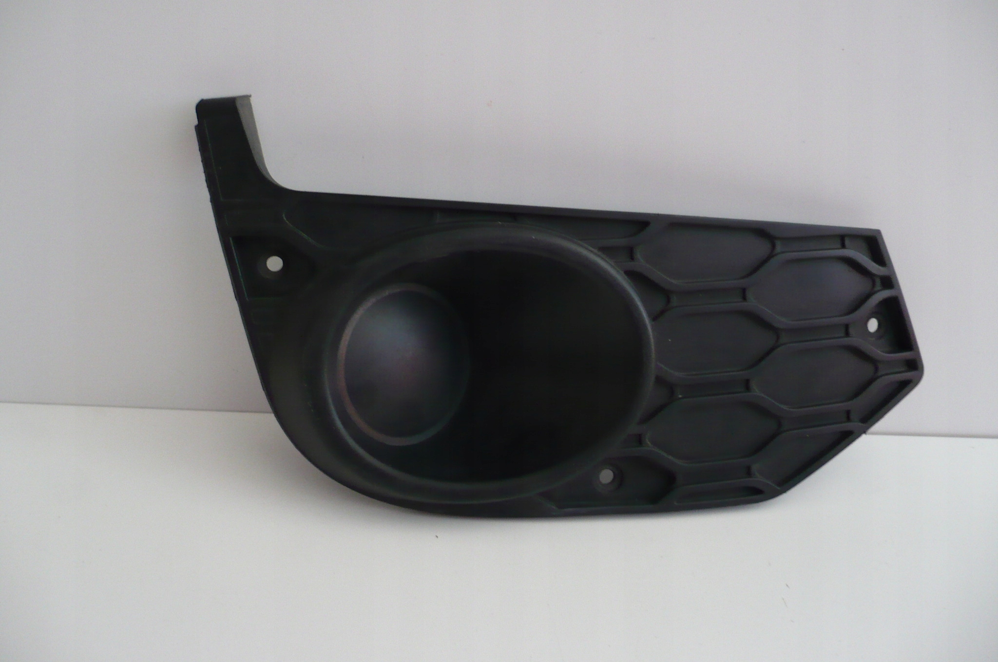 IVECO DAILY IV 14- grid of a bumper right front