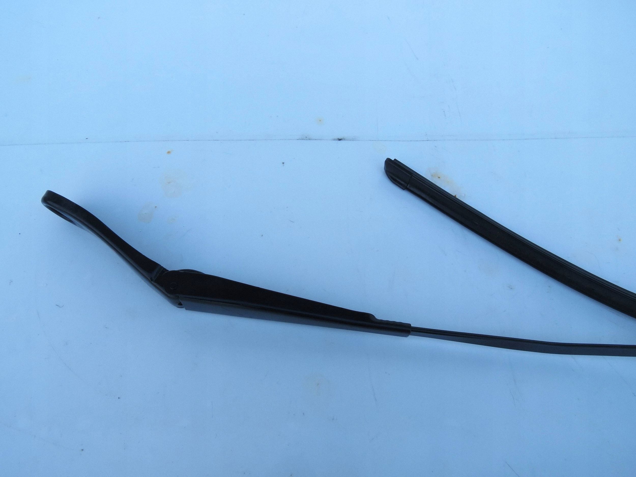 wiper arm windows VOLVO V60 30753504