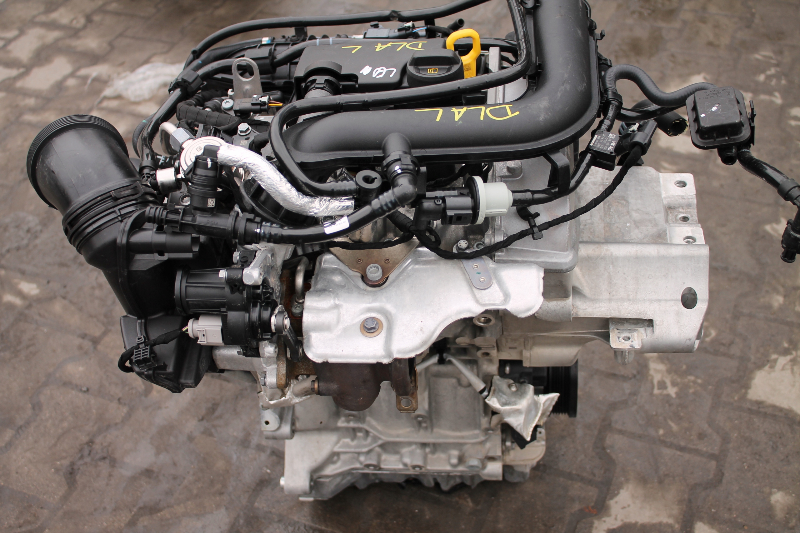 engine complete VW SKODA 1,0 TSI DLAL 20 TYSKM