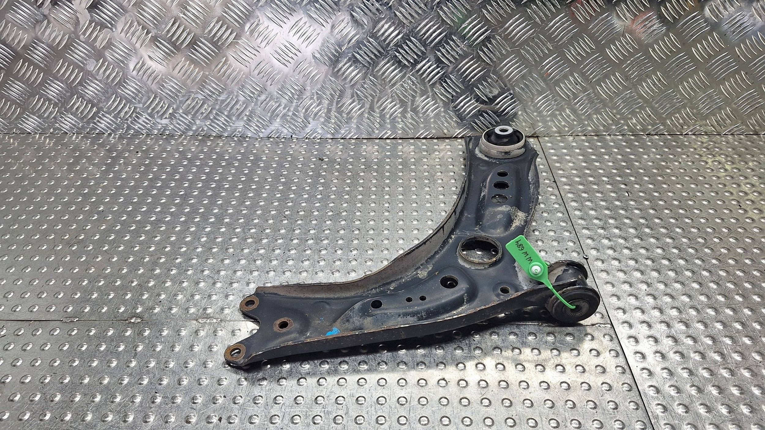 arm left front 5Q0407151J AUDI A3 8V OCTAVIA III LEON III 5F GOLF VII