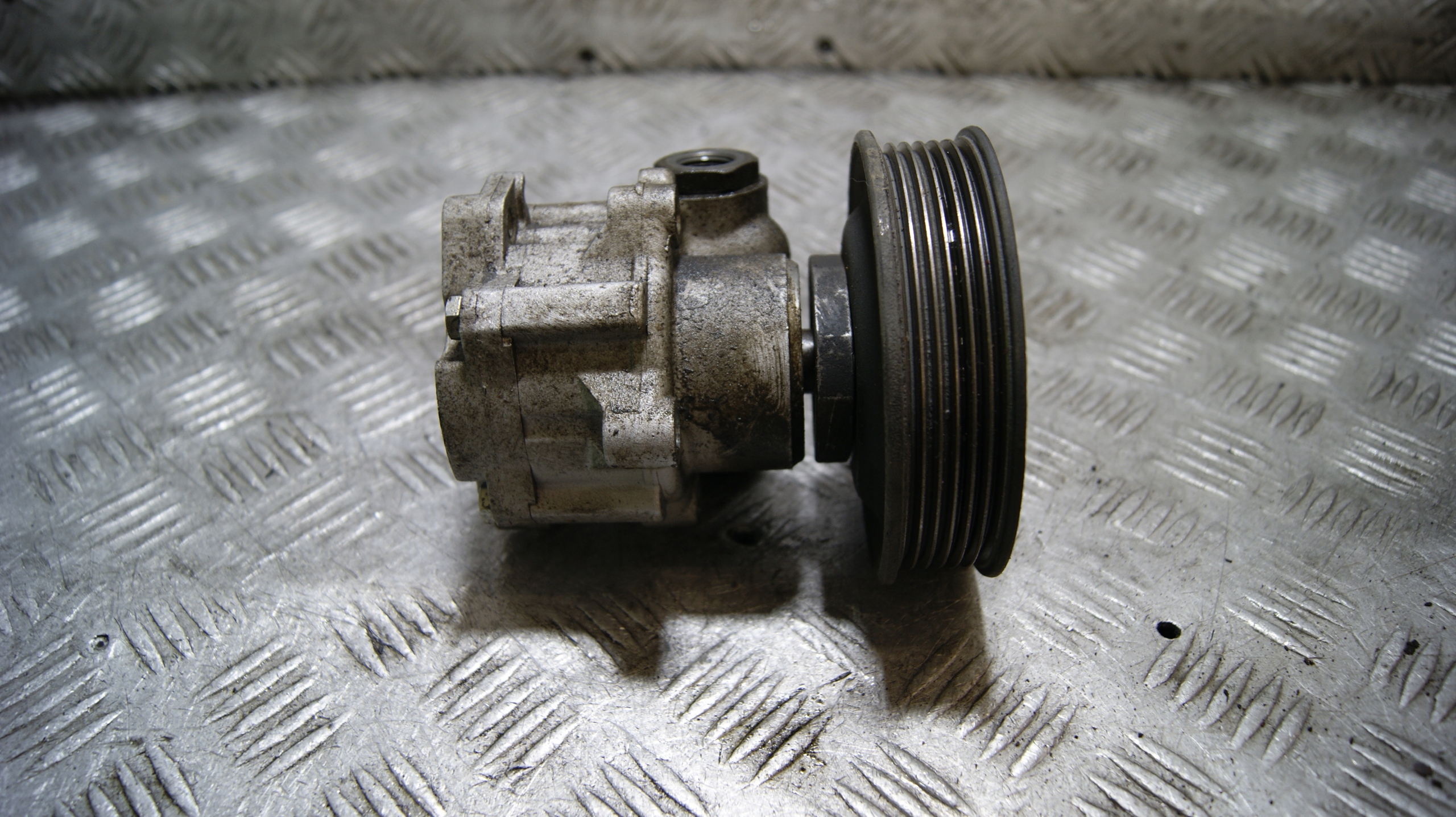 Pompa servosterzo AUDI A3 8L GOLF 4 SEAT LEON