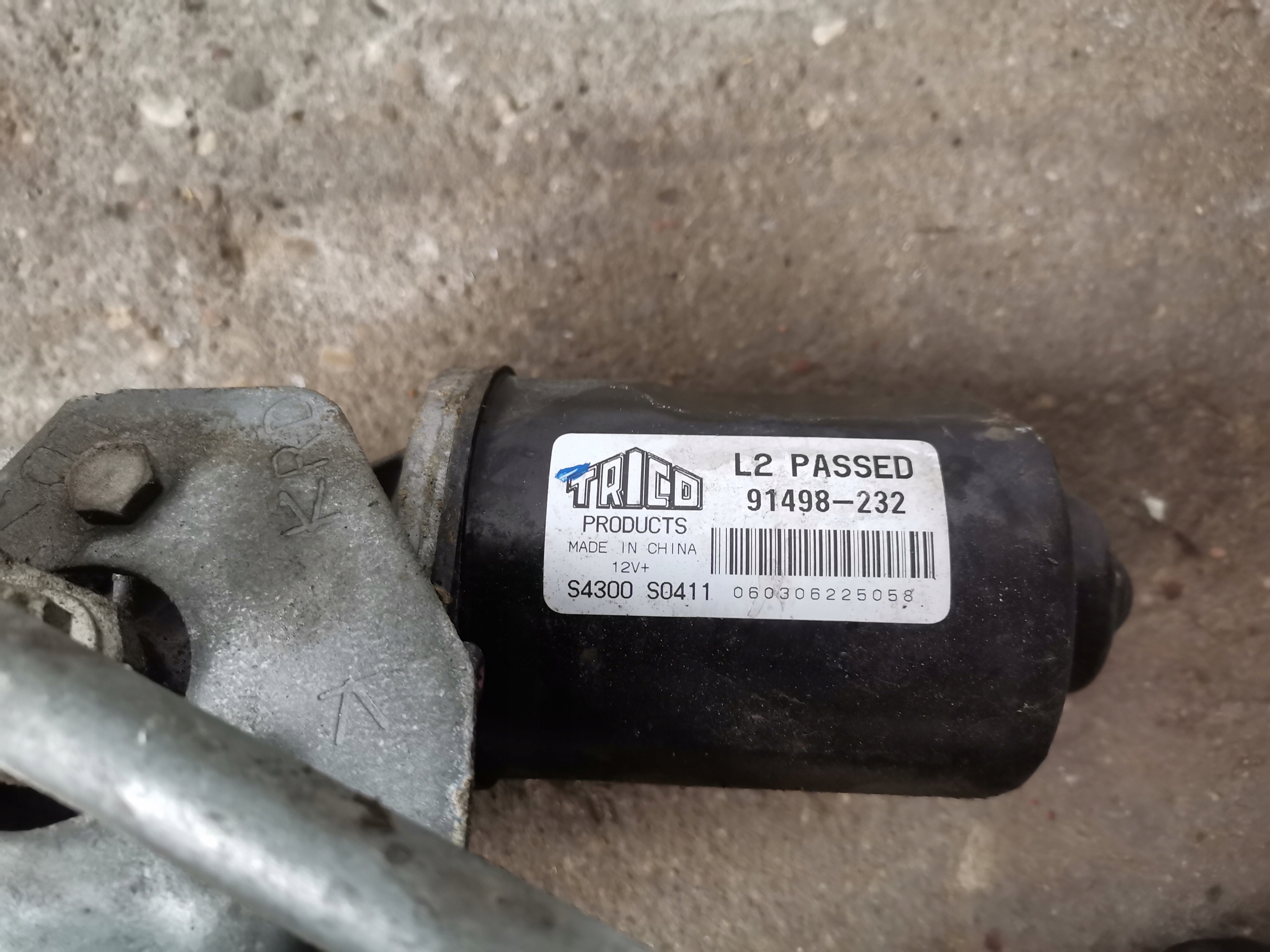 Wischergestänge Opel Combo C Corsa C 91498232