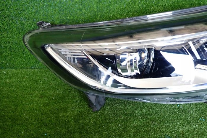 RENAULT KADJAR LIFT 18- reflektor right light right