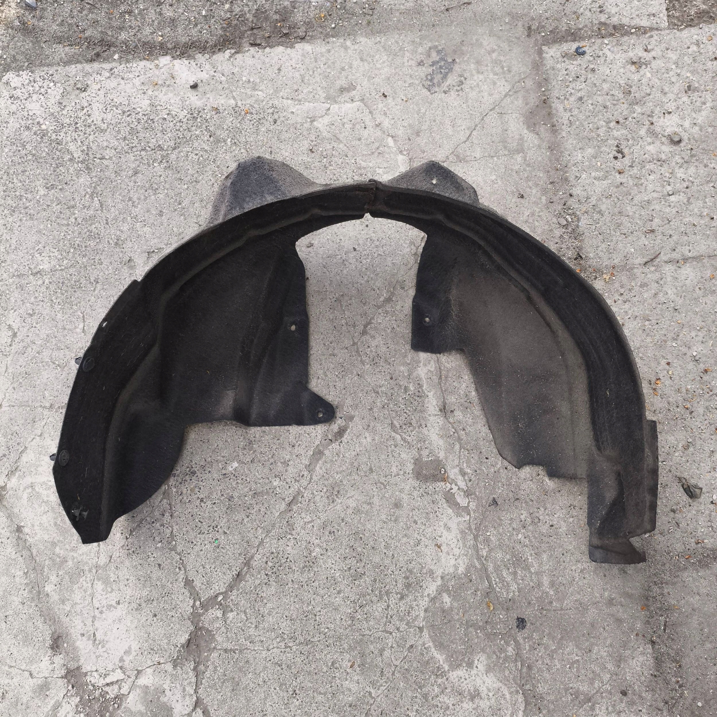 Ford Kuga MK2 II mudguard rear. right