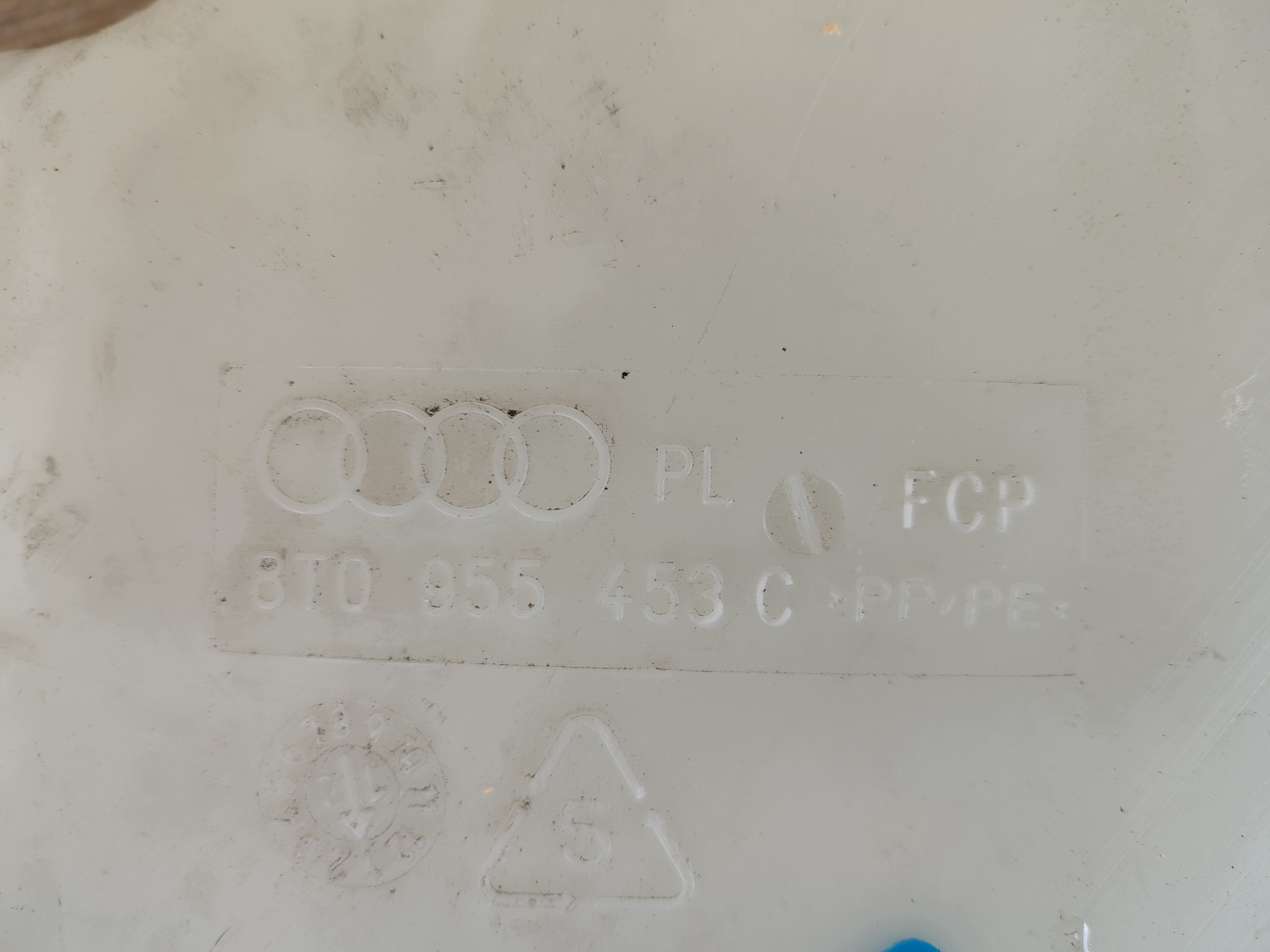 Behälter Spritzdüse Audi A4 8K A5 8T 8T0955453C