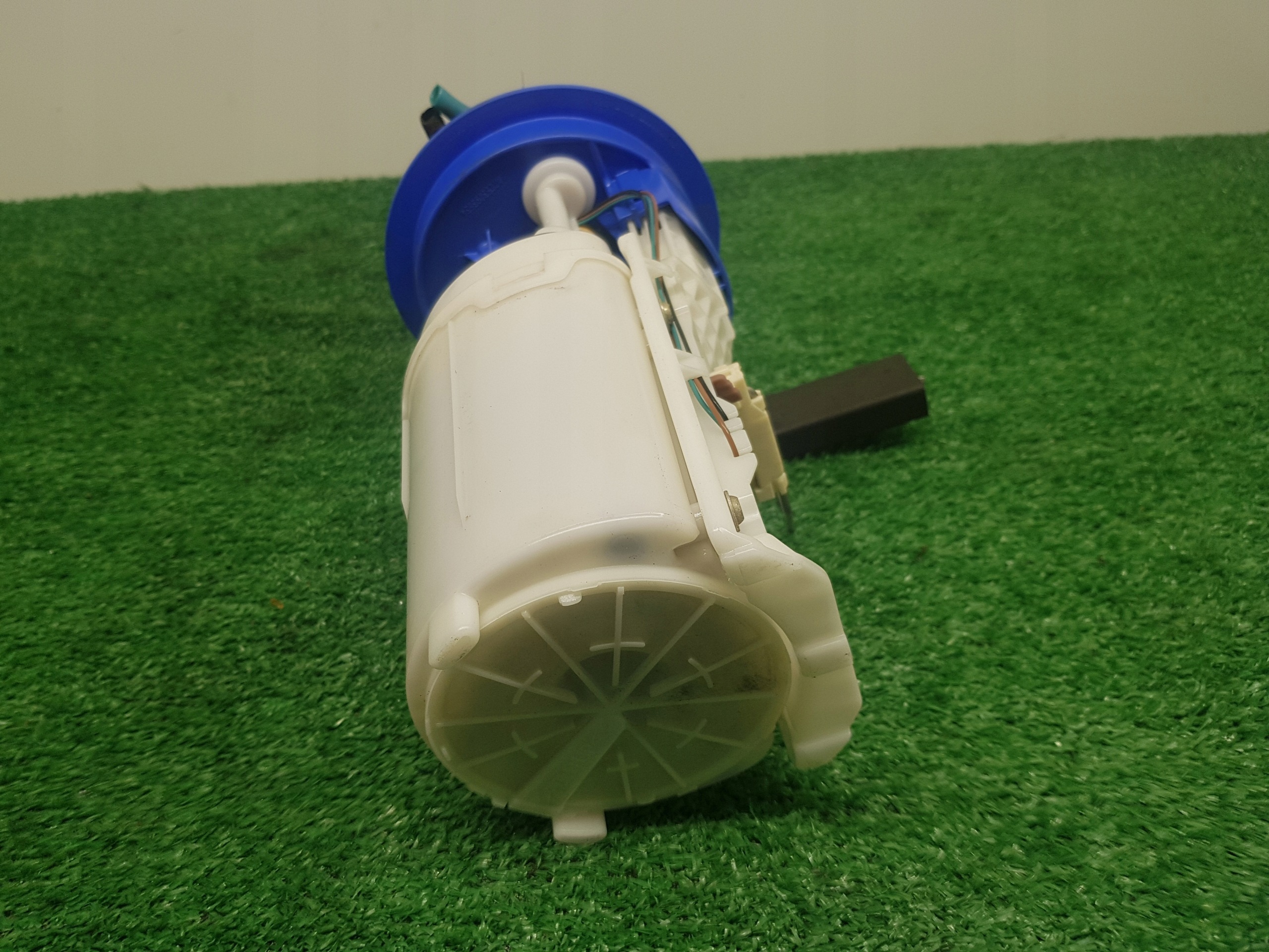 feed pump VOLKSWAGEN GOLF 5 plus 1K0919051AE