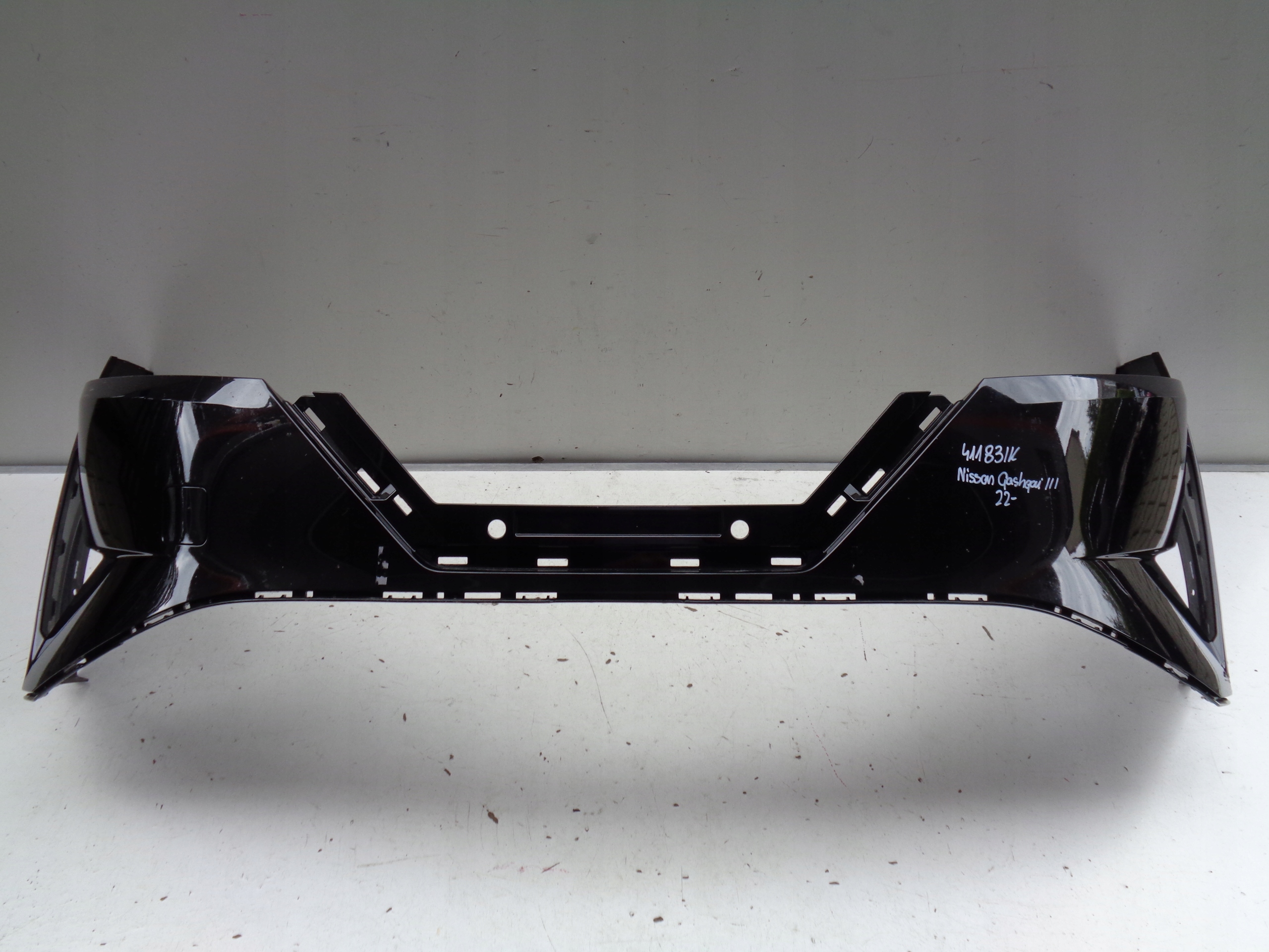 front bumper NISSAN QASHQAI III 20- NR 41183