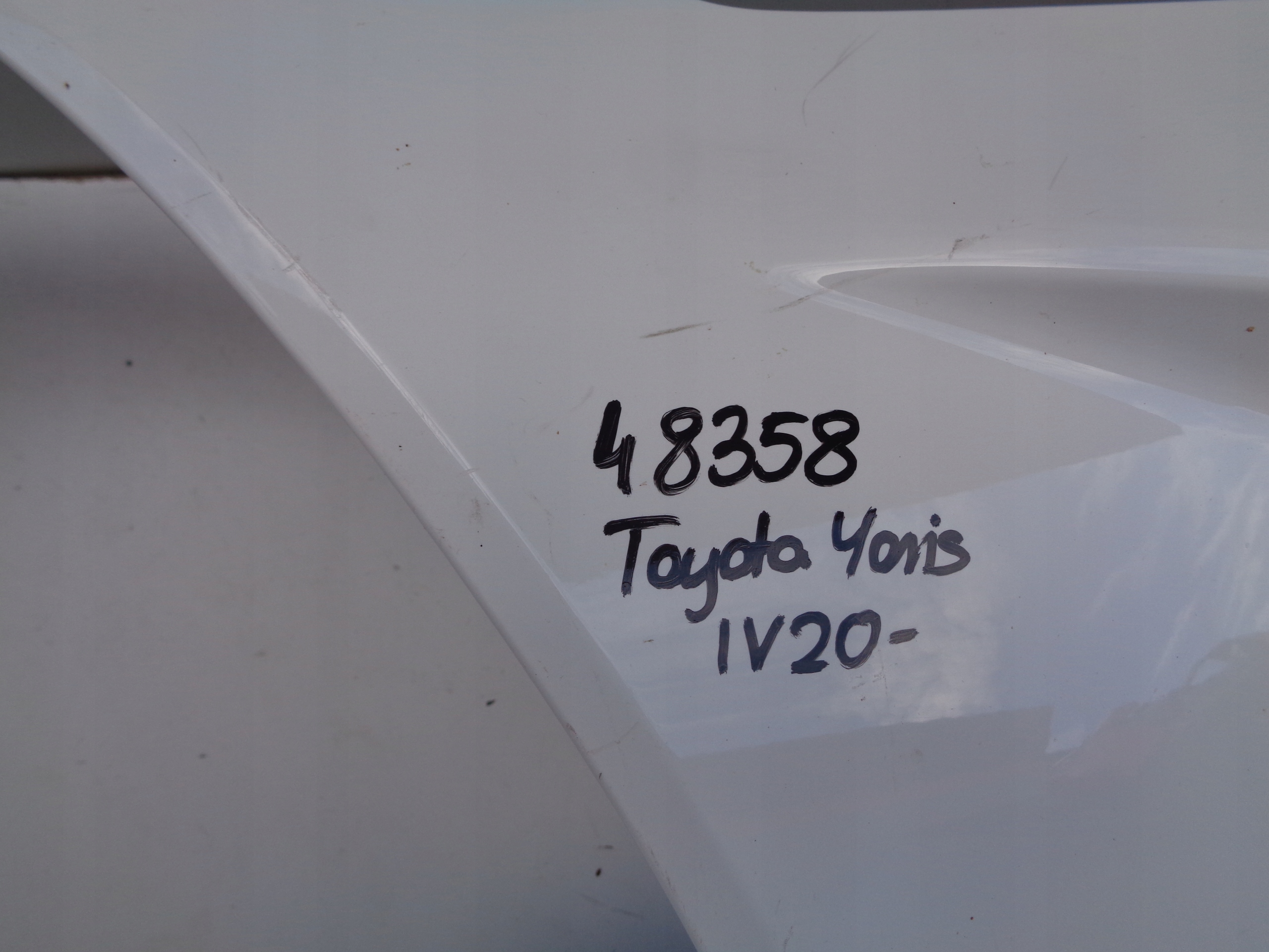 front bumper TOYOTA YARIS IV 20- NR 48358