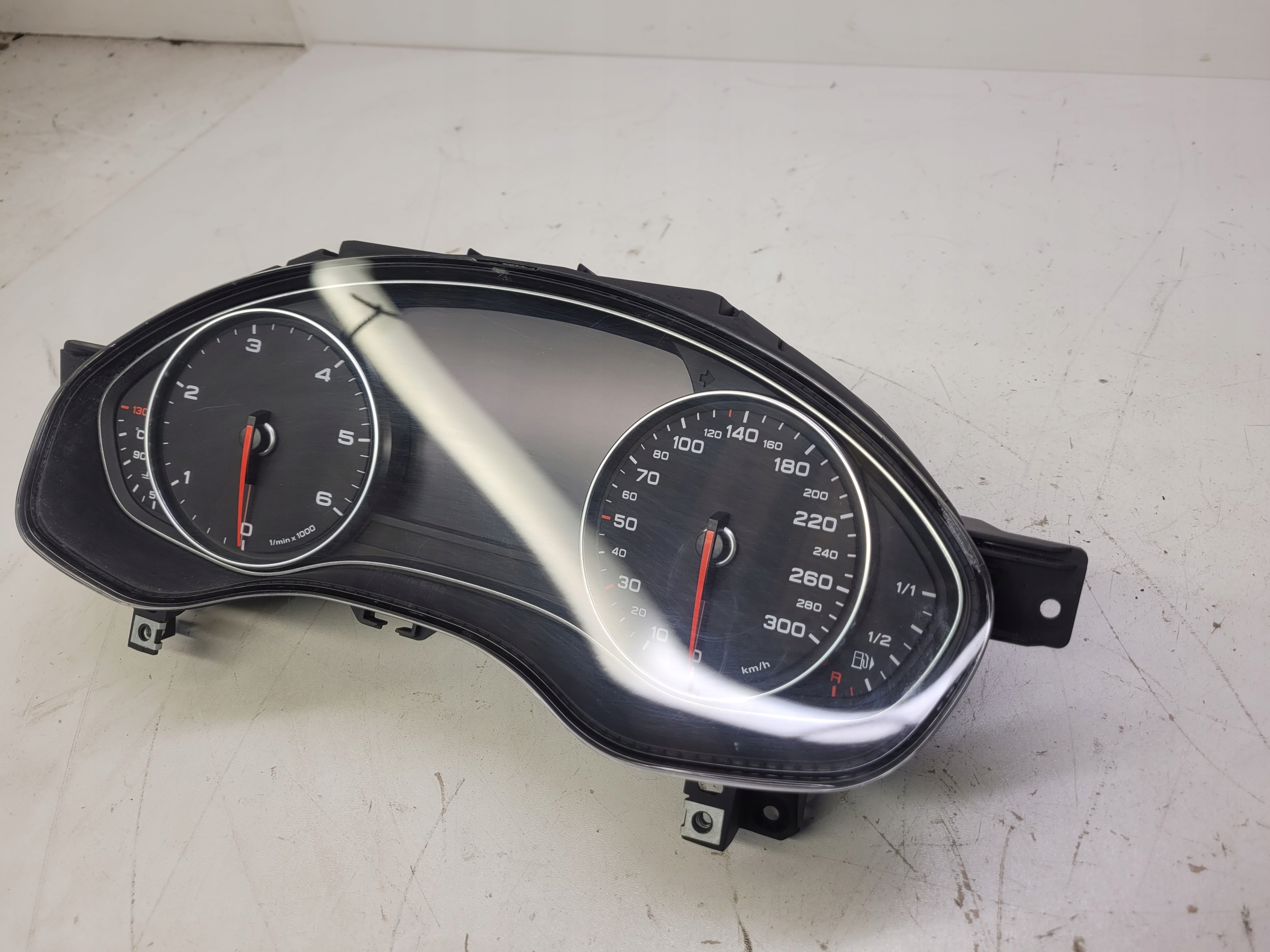 dials dials AUDI A6 C7 A7 3.0 TDI 4G8920931R