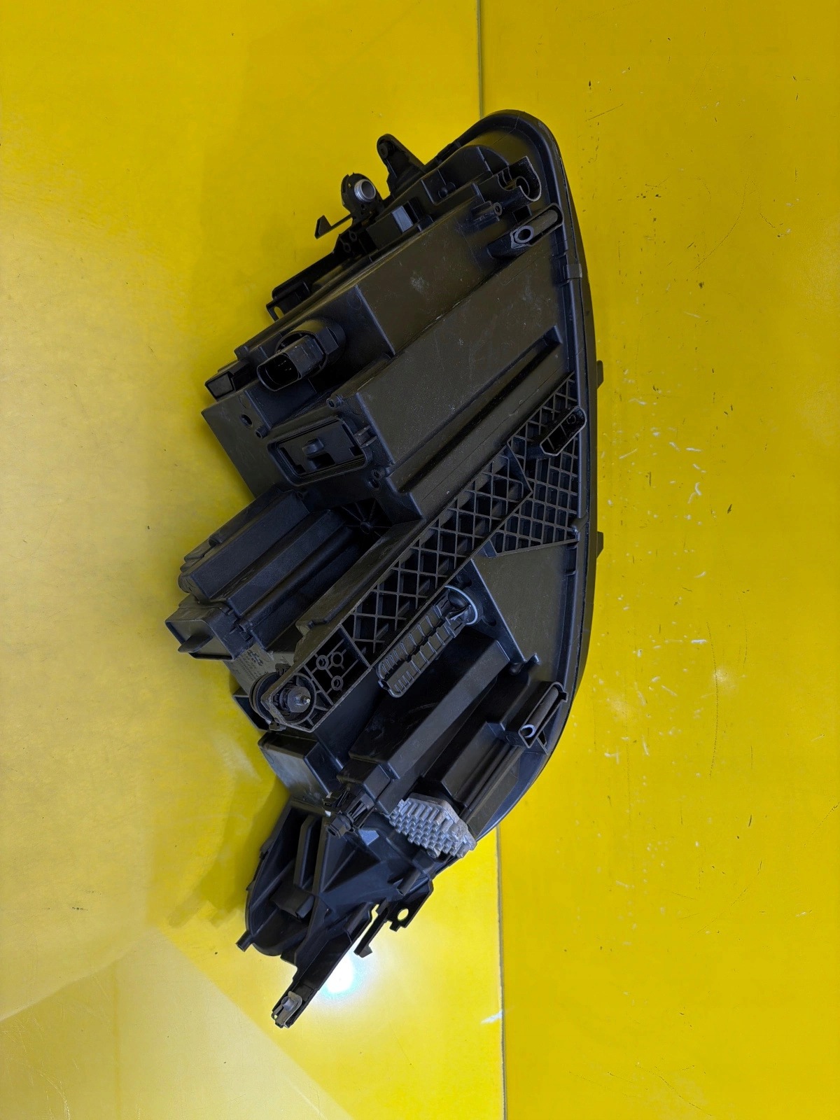 light left front VW Tiguan II Lift 2020- Full Led 5NB941035G