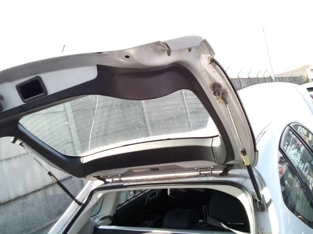 Subaru Impreza GH HB boot door rear C3S