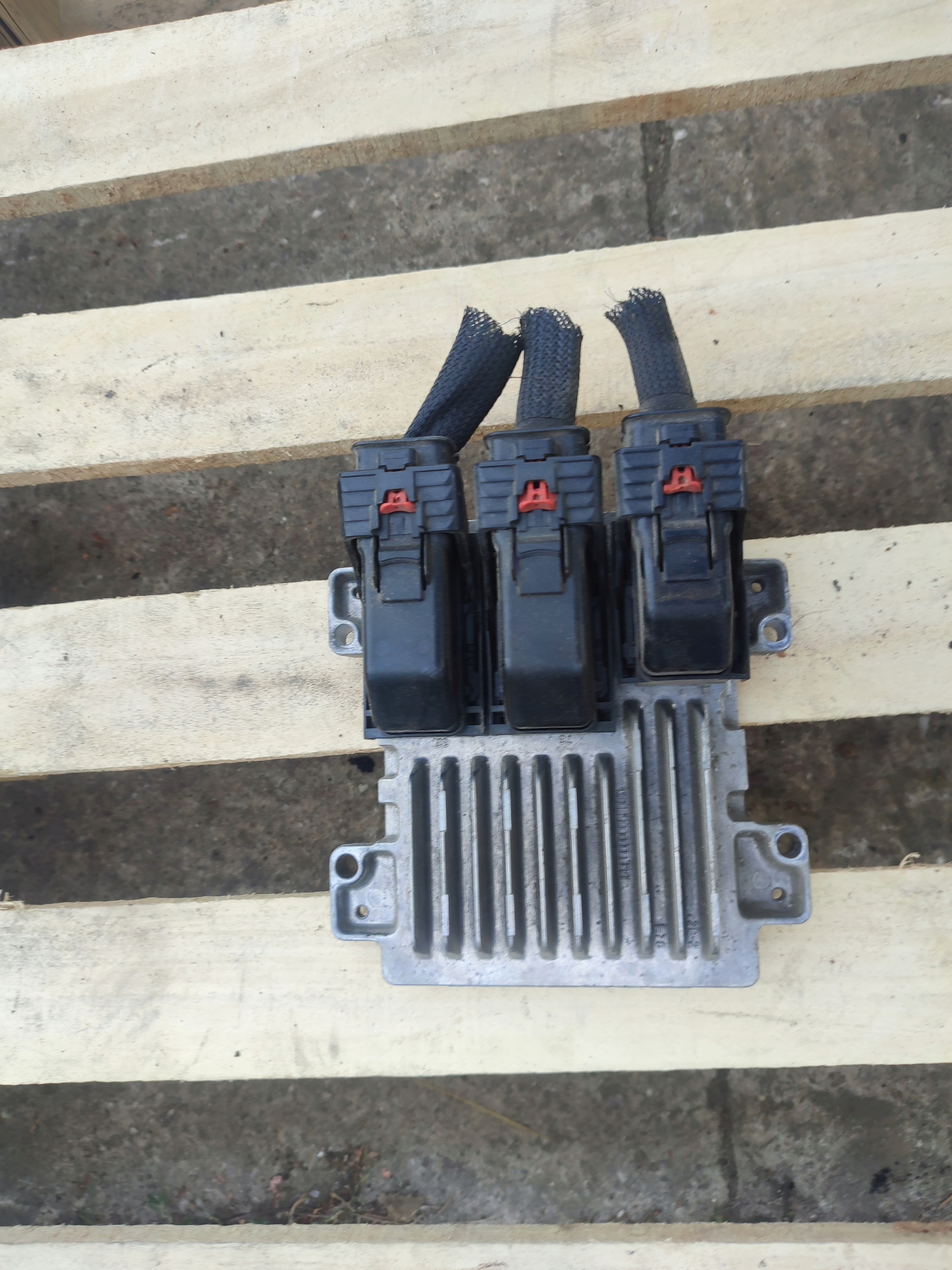 WYLOGOWANY Z PINEM OPEL ASTRA J computer control unit 12647241