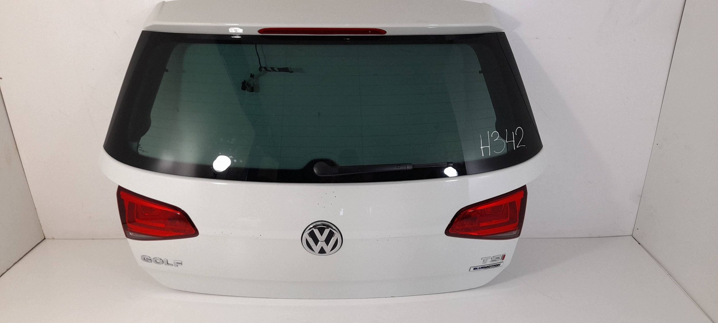 Volkswagen Golf VII Hatchback 2016r trunk door boot (H342)