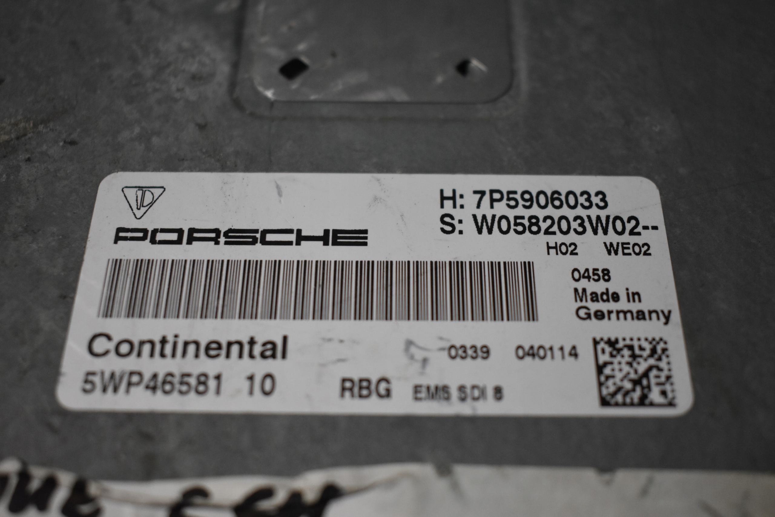 control unit ECU of the engine PORSCHE CAYENNE 7P 4.8 1 9