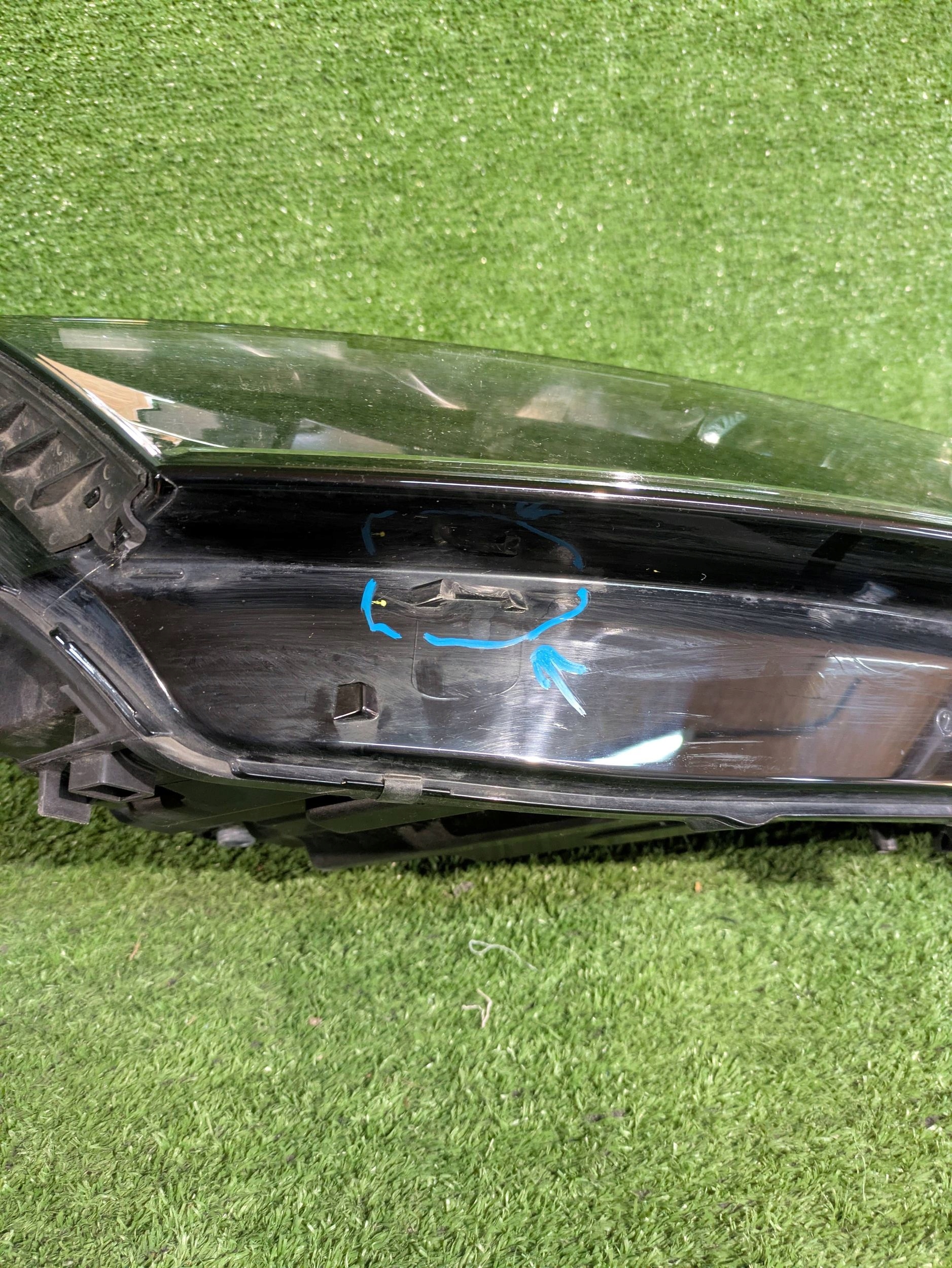 REFLEKTOR right front SKODA OCTAVIA IV FULL LED NR.R1047