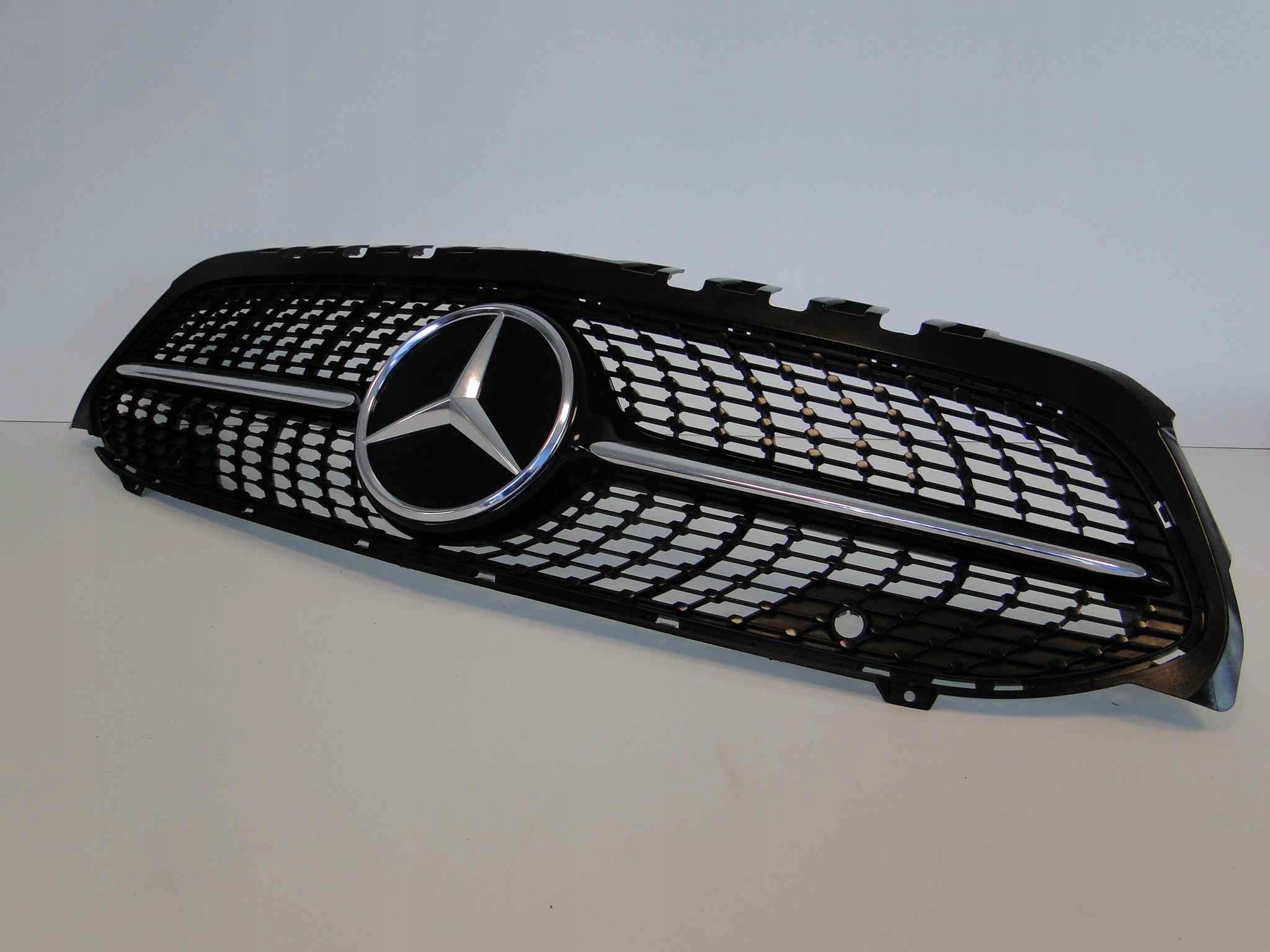 MERCEDES CLA 118 GRILL ATRAPA DIAMENT KAMERA ORYG Typ samochodu Samochody osobowe