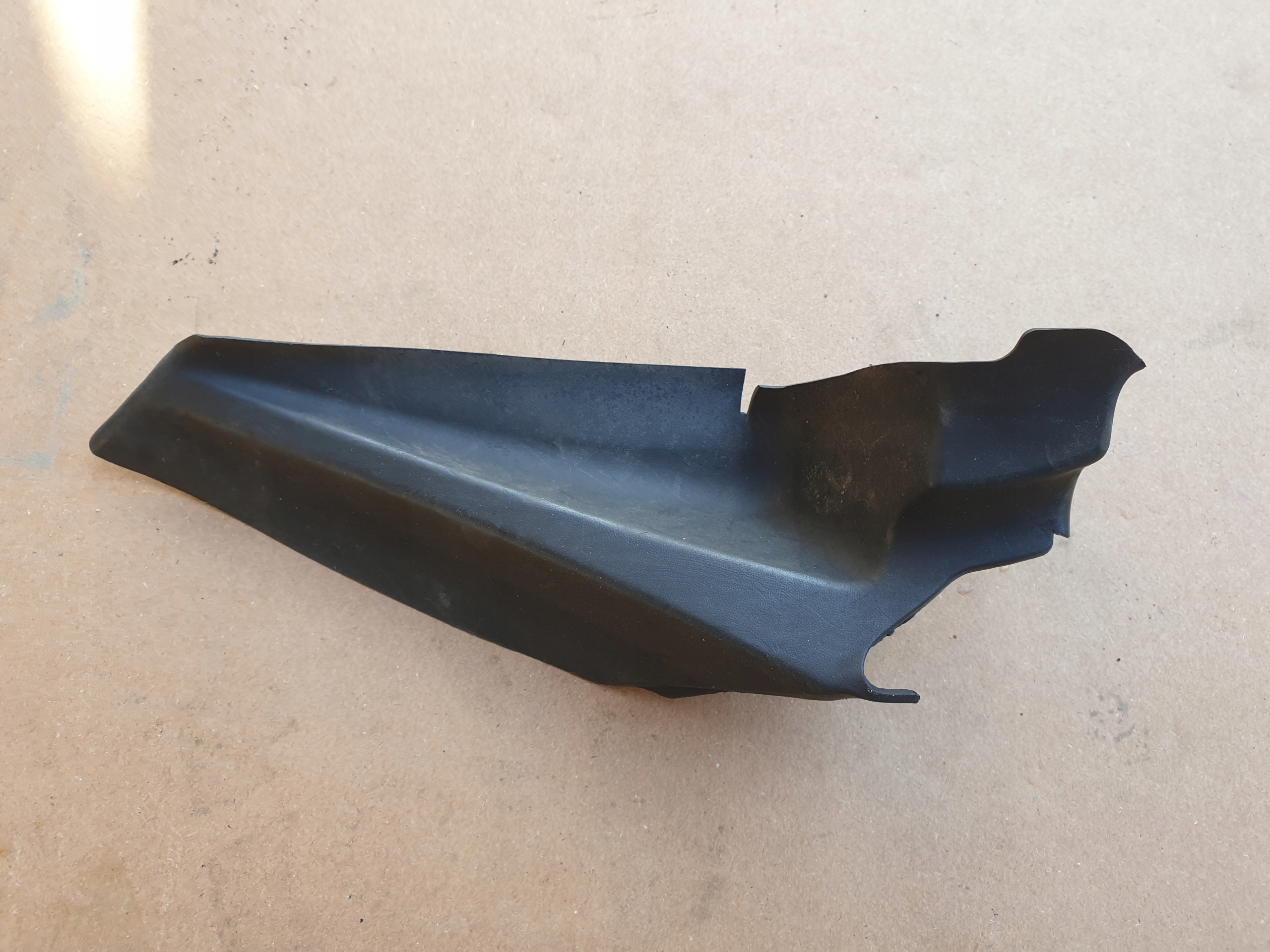 spoiler under the window cover corner CITROEN BERLINGO B9 2010- PP 9680578577